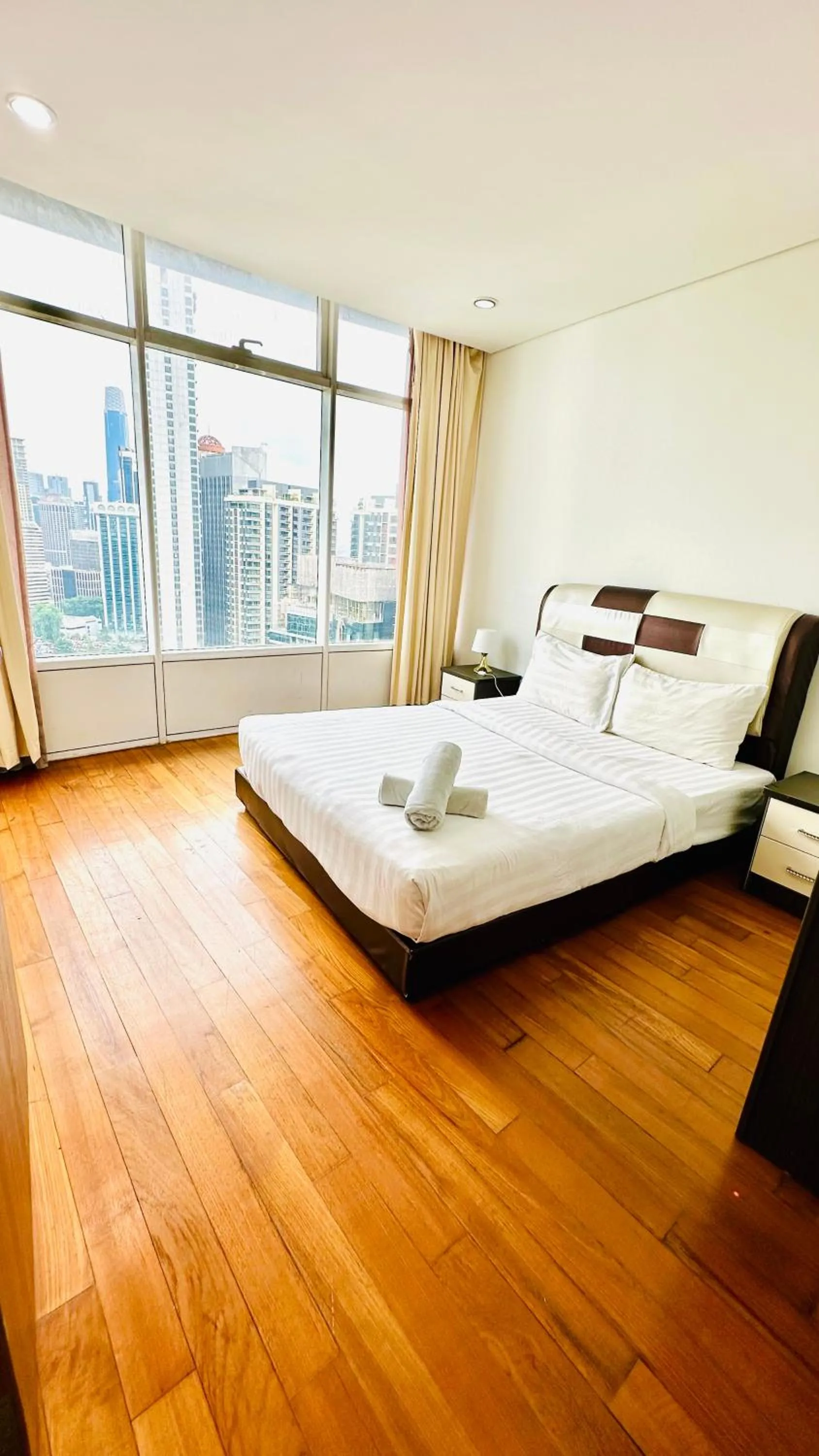 Bed in Vortex KLCC suites by Cityboxz
