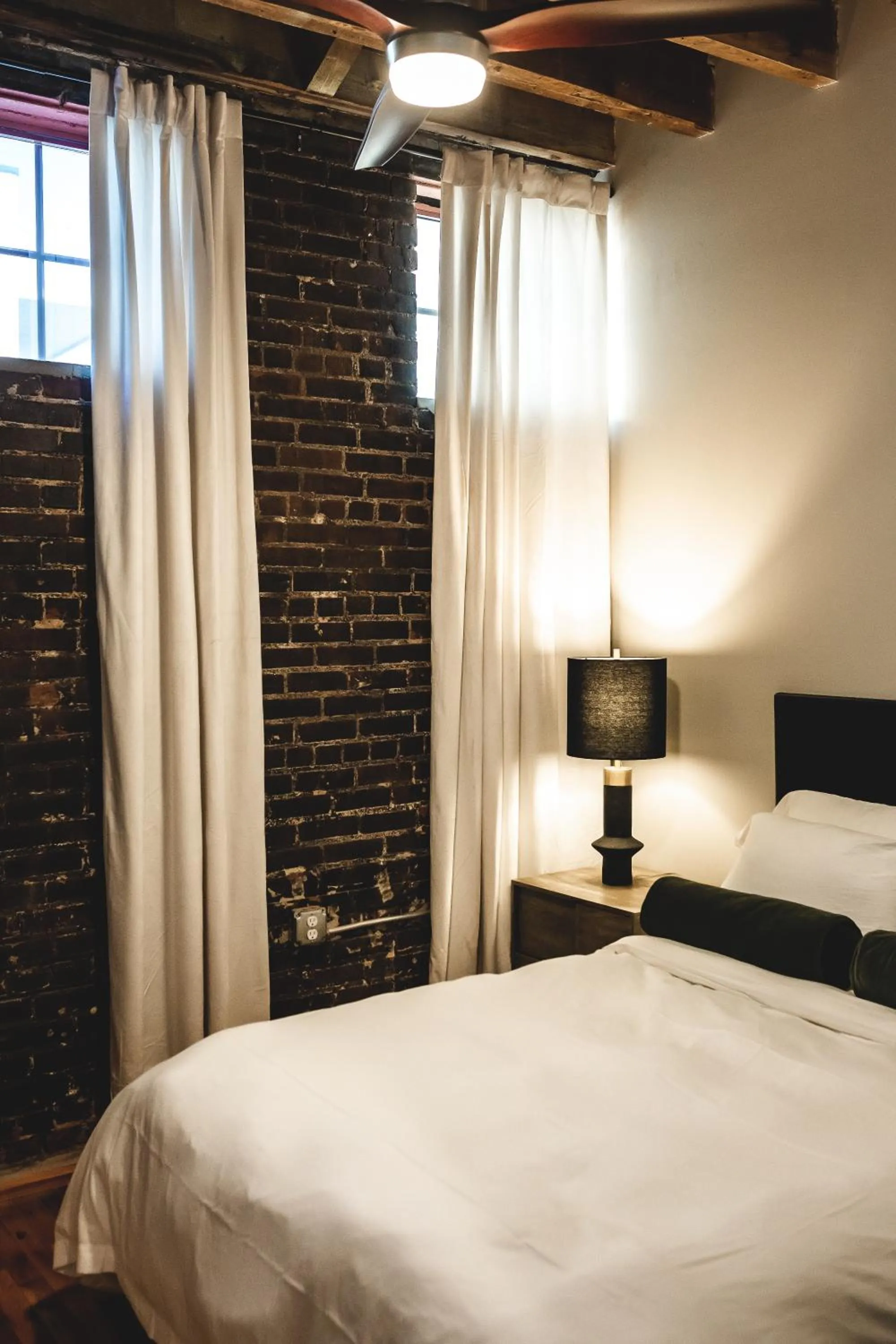 Bed in Three Trails Downtown Elkin