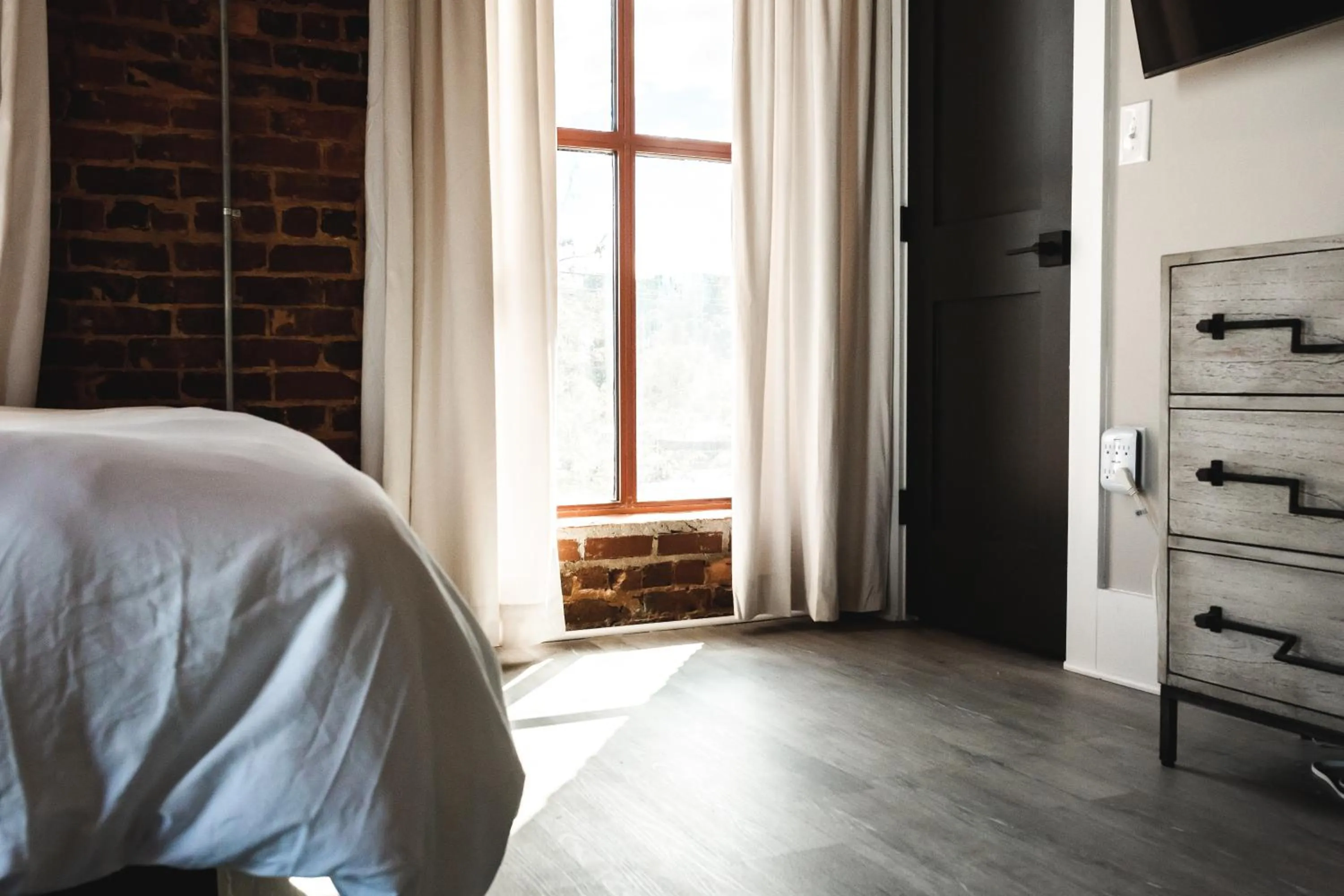 Bed in Three Trails Downtown Elkin