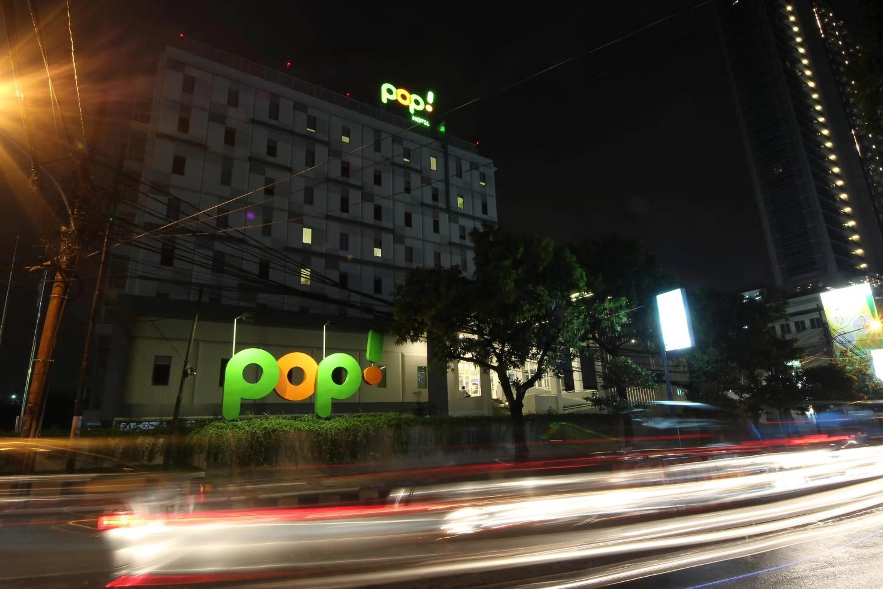 Night in POP! Hotel Kemang Jakarta
