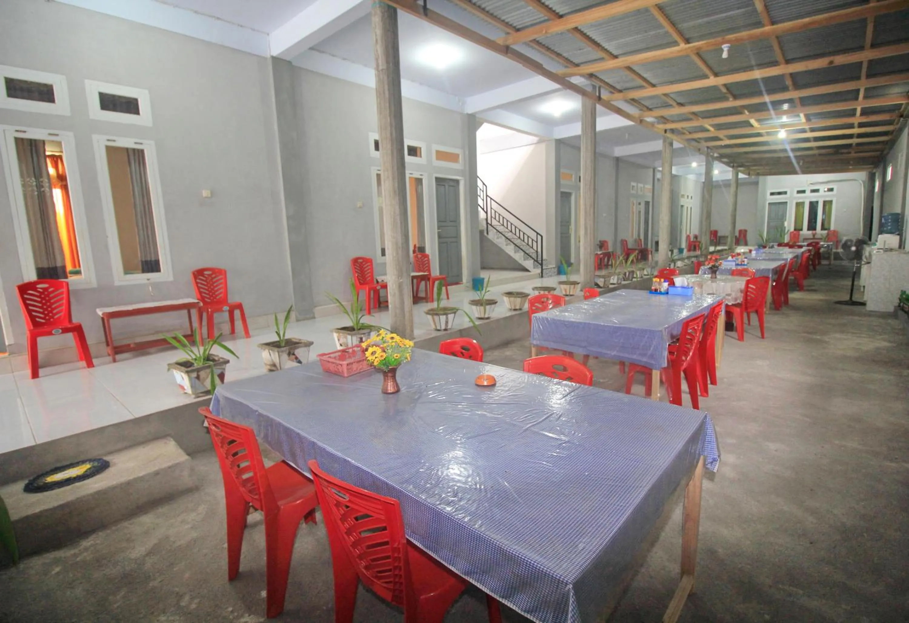 Restaurant/places to eat in Tangkoko Guest House