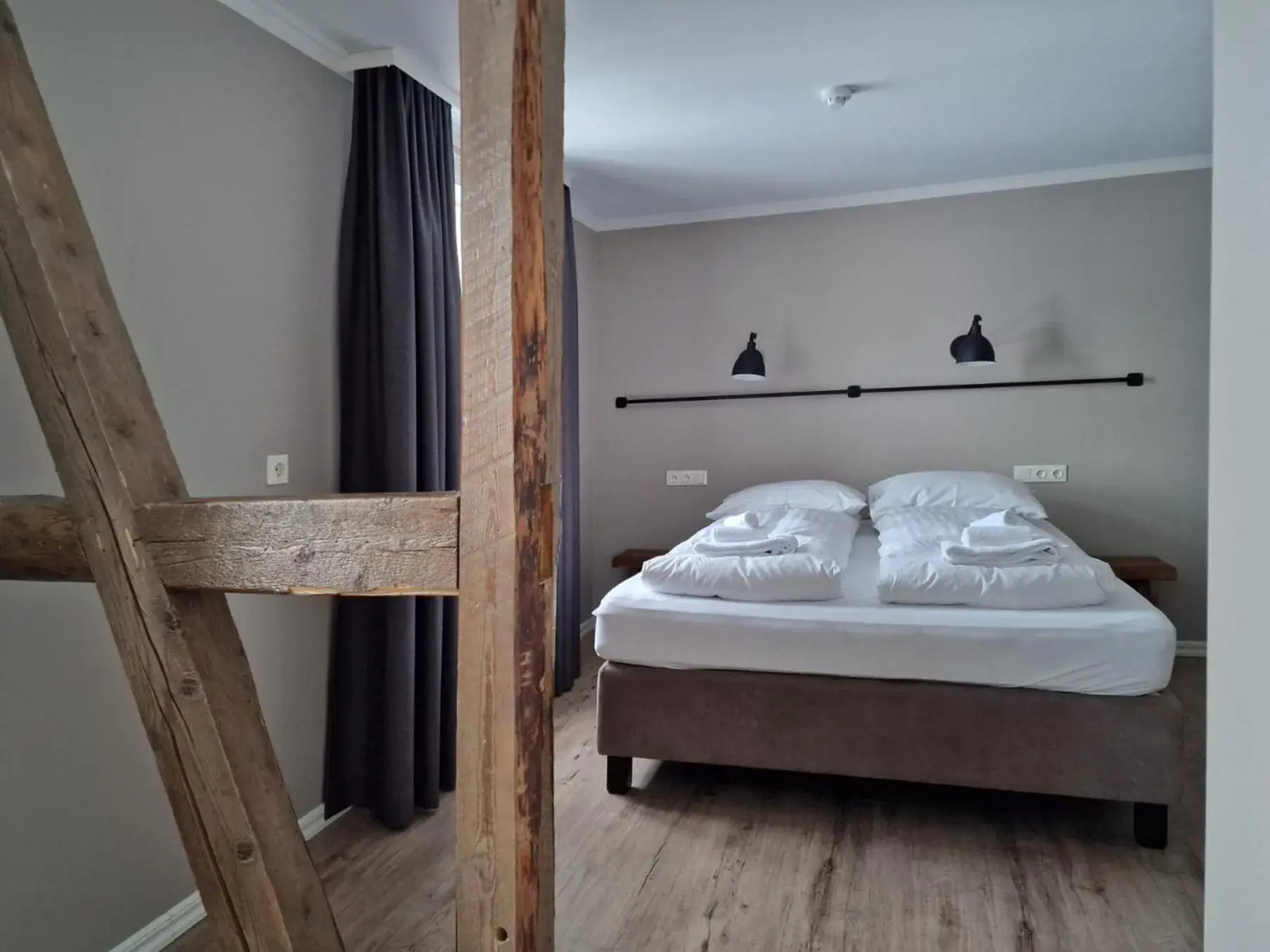 Double Room with Lake View in Gistihúsið - Lake Hotel Egilsstadir Double Room with Lake View in Gistihúsið - Lake Hotel Egilsstadir