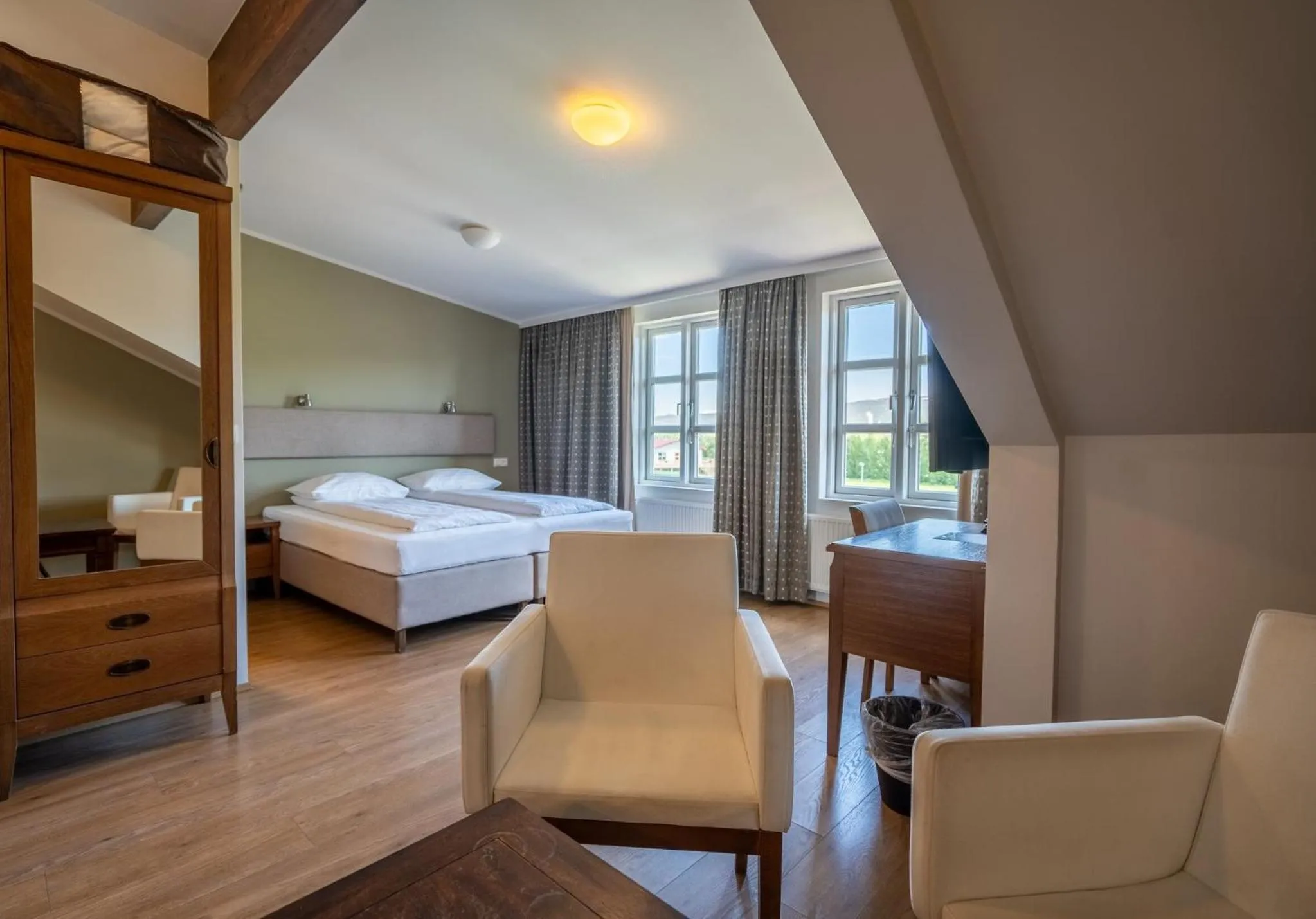 Bedroom, Bed in Gistihúsið - Lake Hotel Egilsstadir