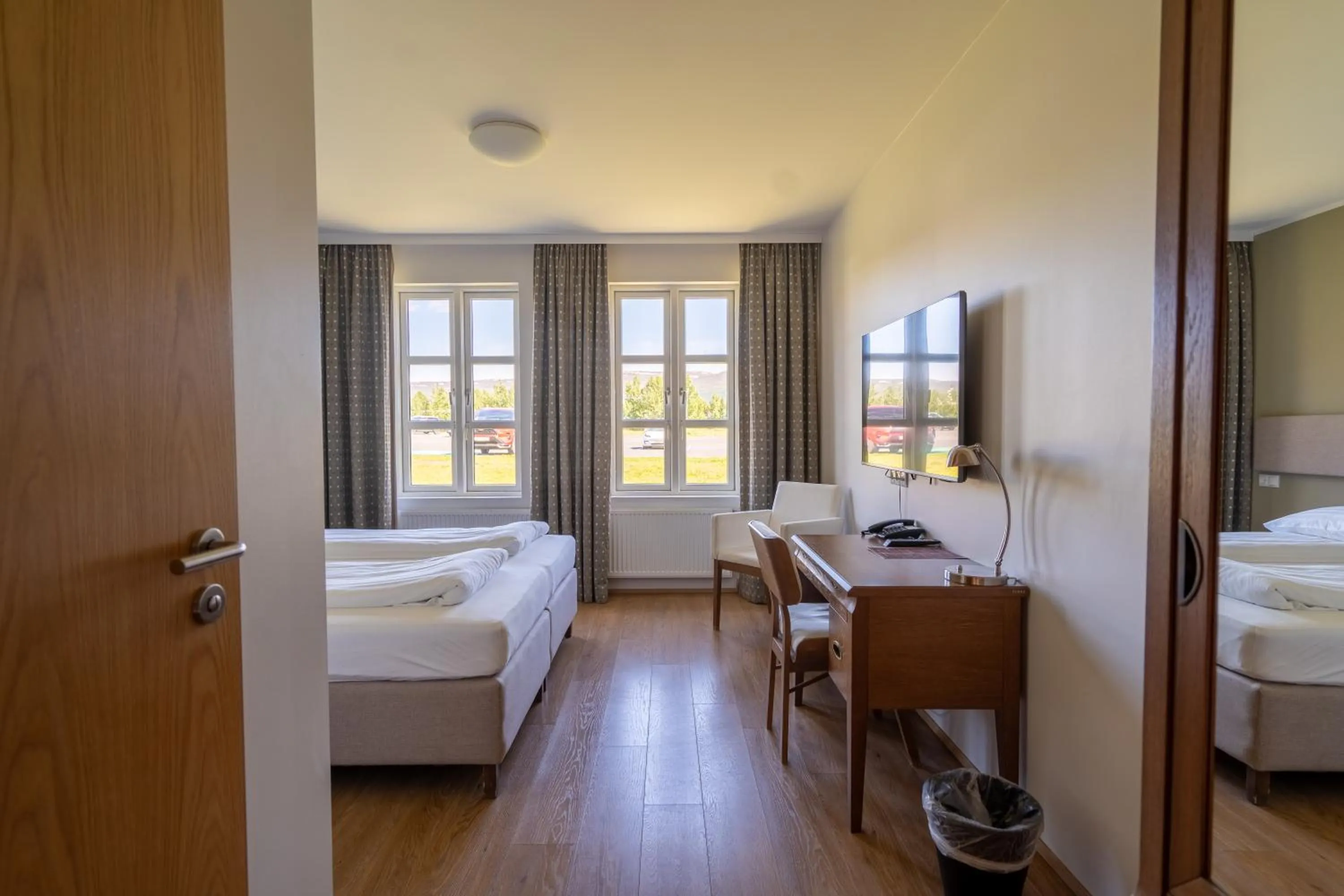 Bed in Gistihúsið - Lake Hotel Egilsstadir