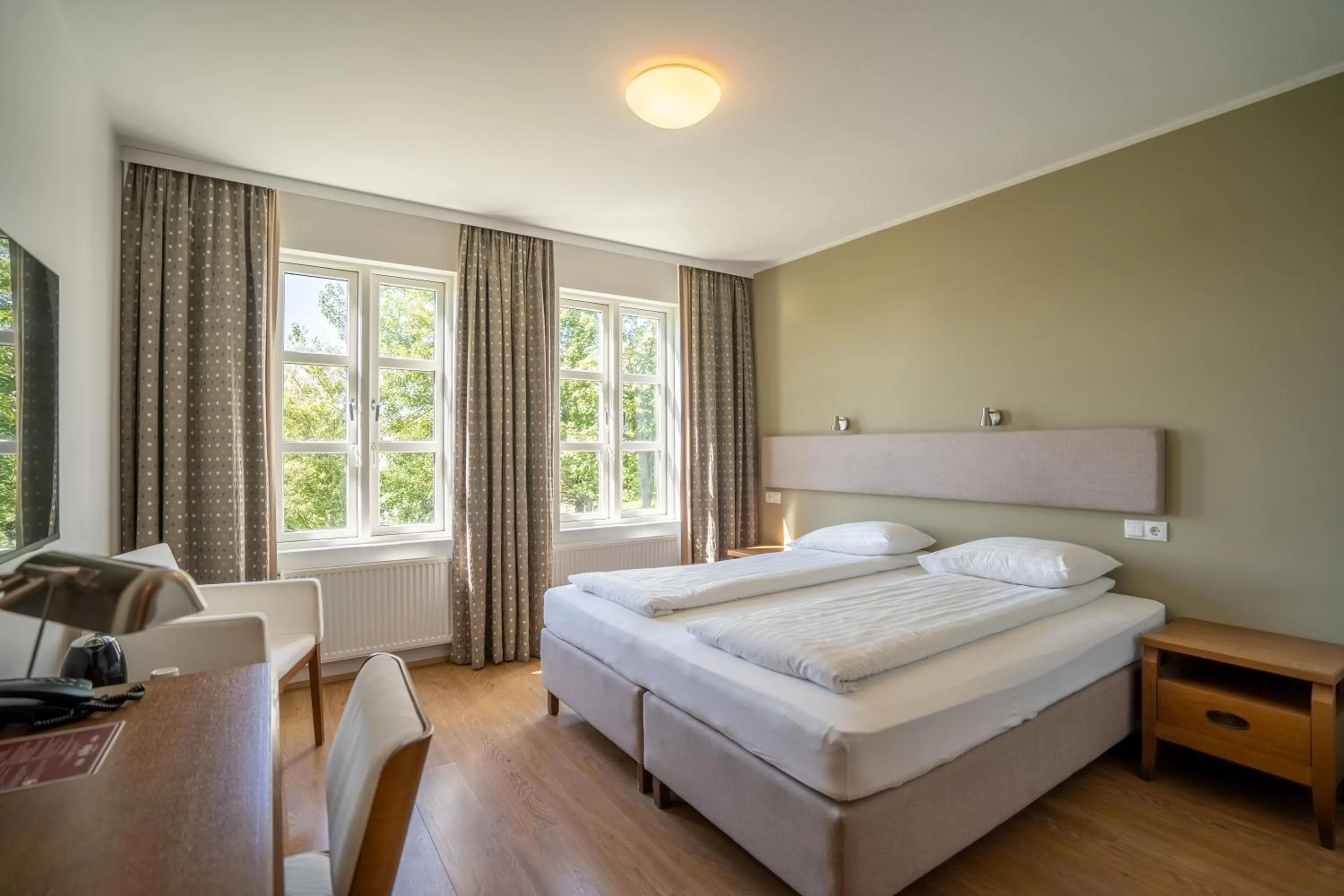 Bed in Gistihúsið - Lake Hotel Egilsstadir