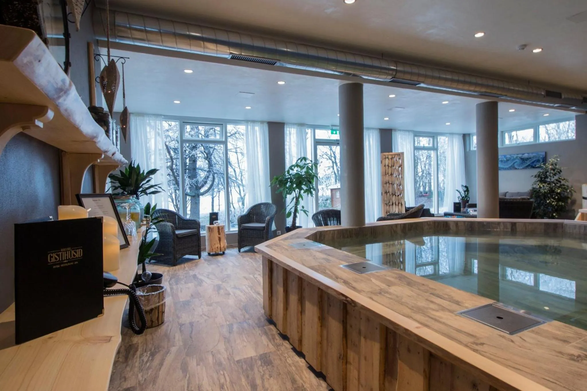 Swimming pool in Gistihúsið - Lake Hotel Egilsstadir