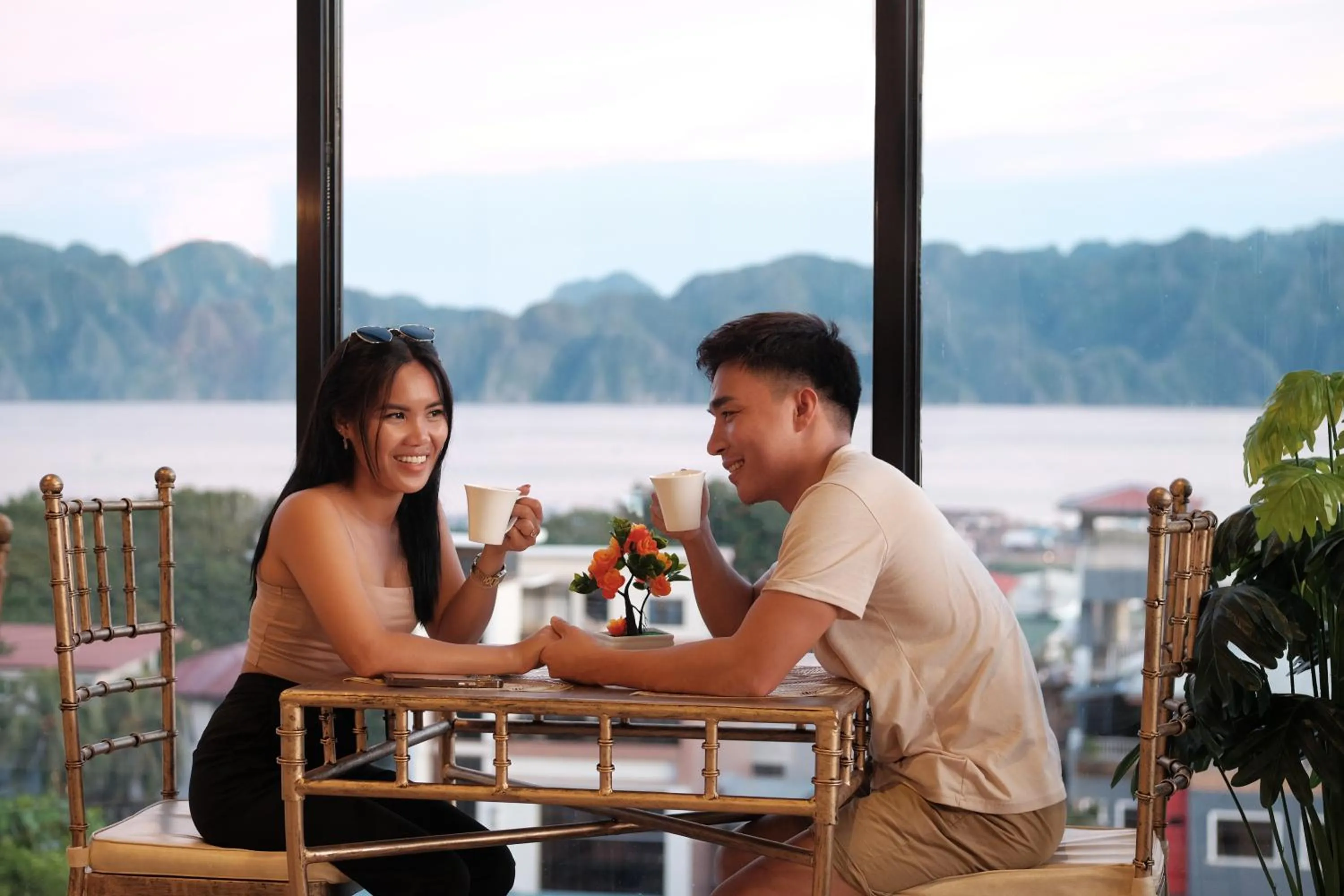 Restaurant/places to eat in GHIELLANIQA INN