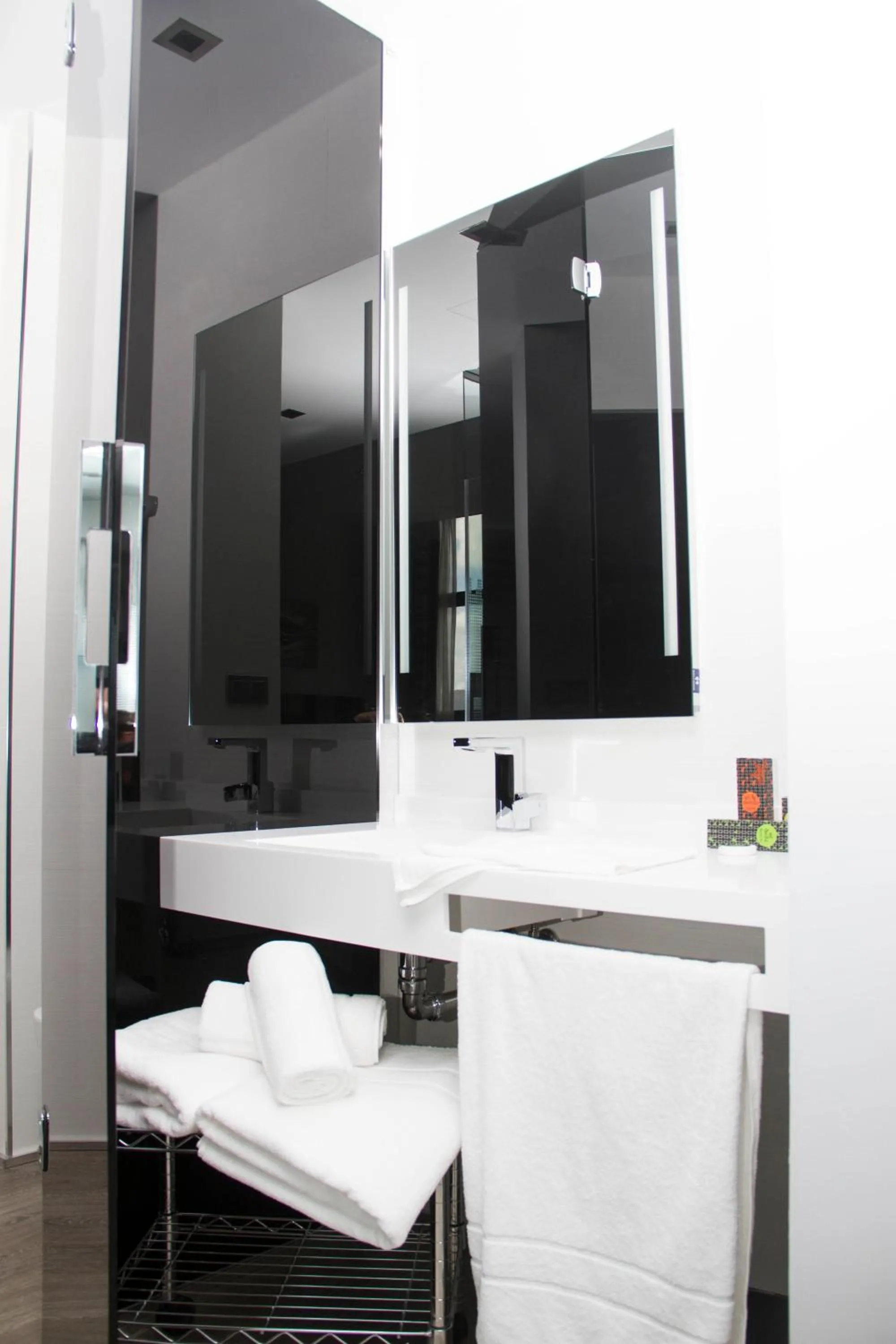 Hot Spring Bath in Hotel Santa Eulalia