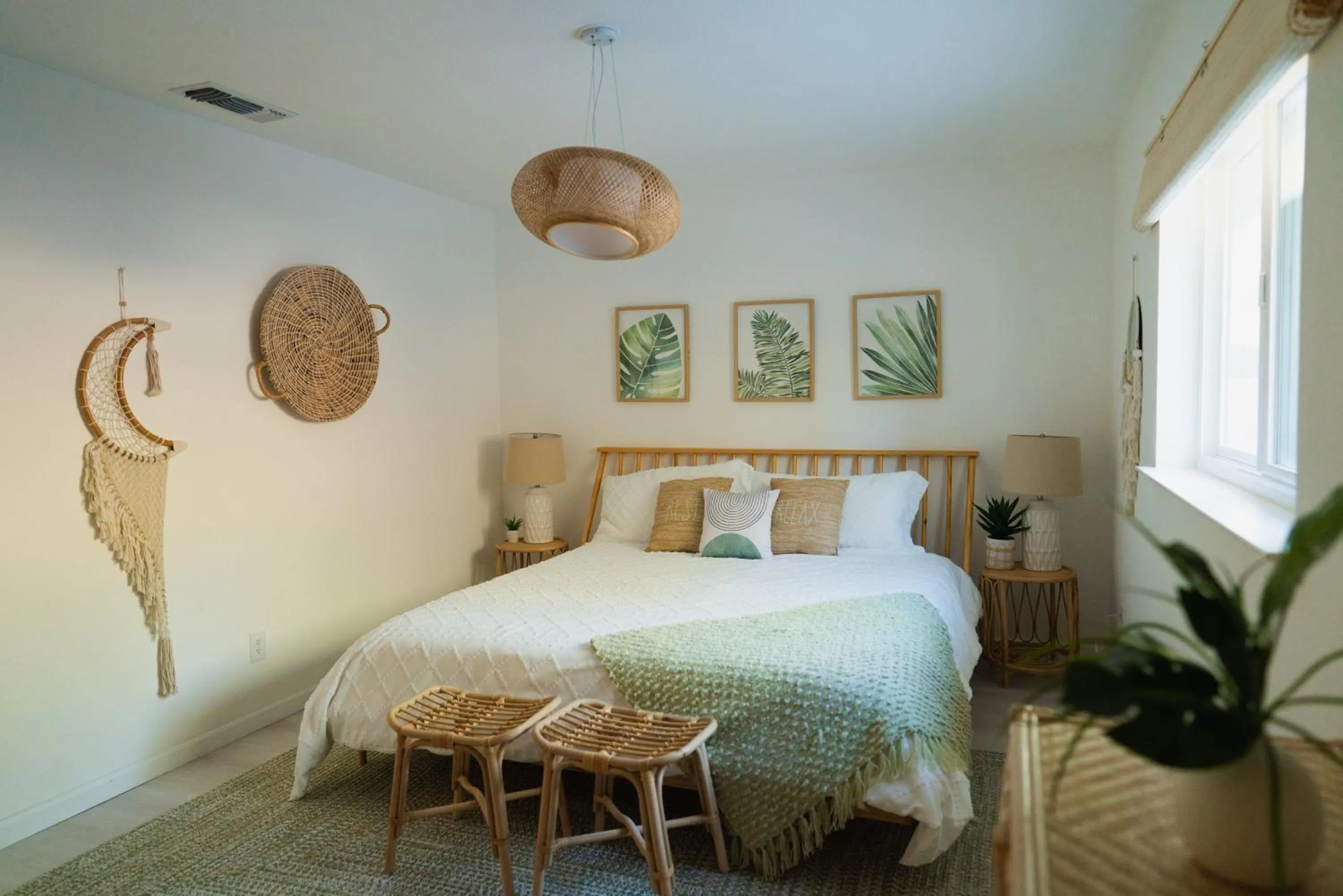 Bed in Boho chic oasis by Casa Oso with pool, spa and views