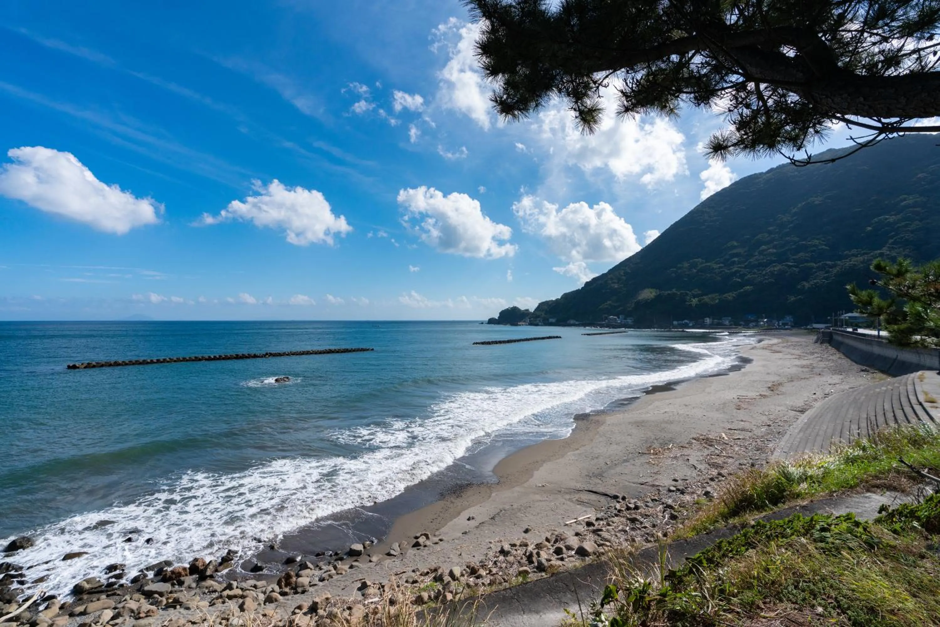 Day in Isoaruki no Yuyado Ushiogumo -6 years or older-