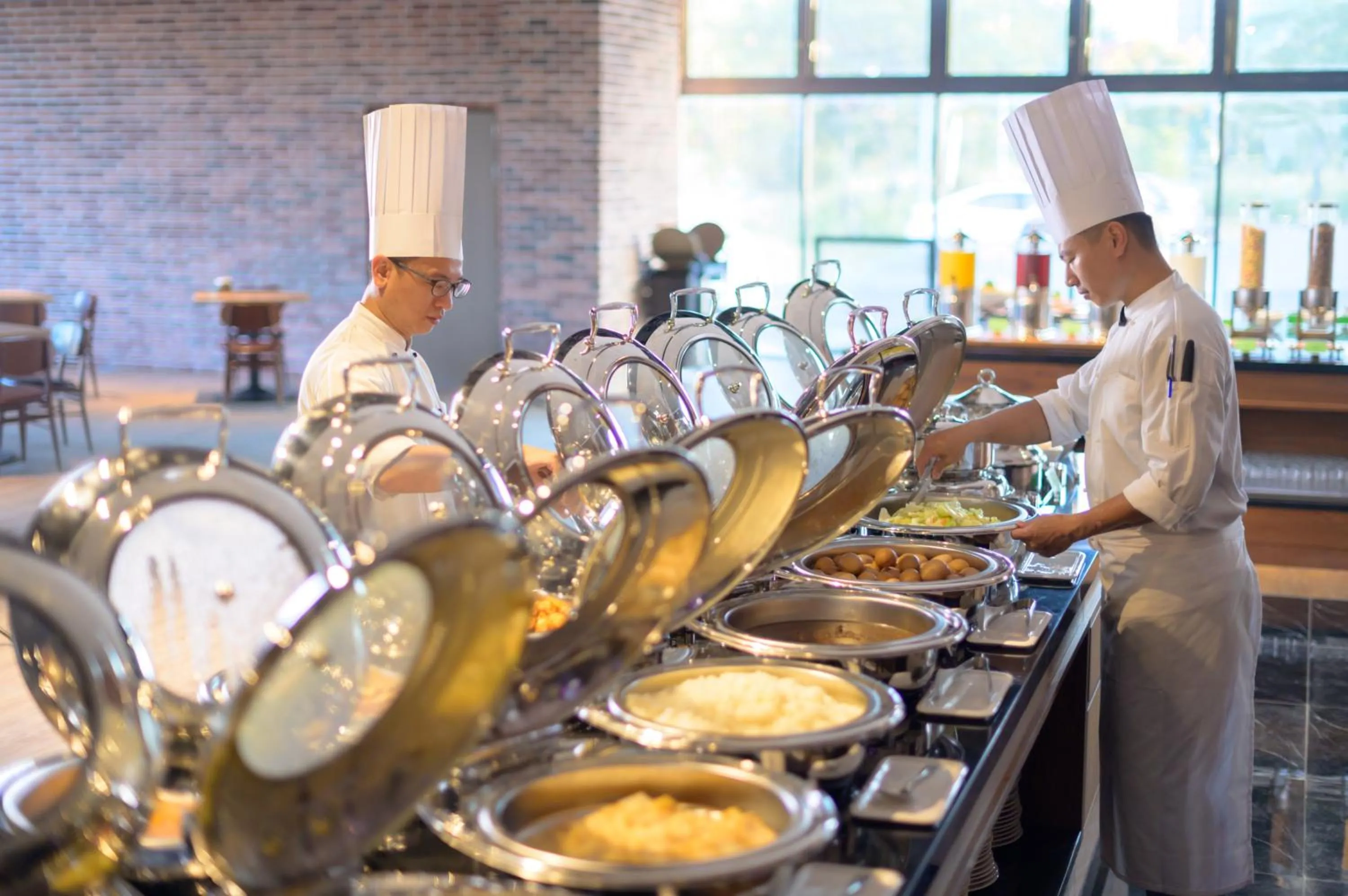 Breakfast in JANDA Golden Tulip Hotel