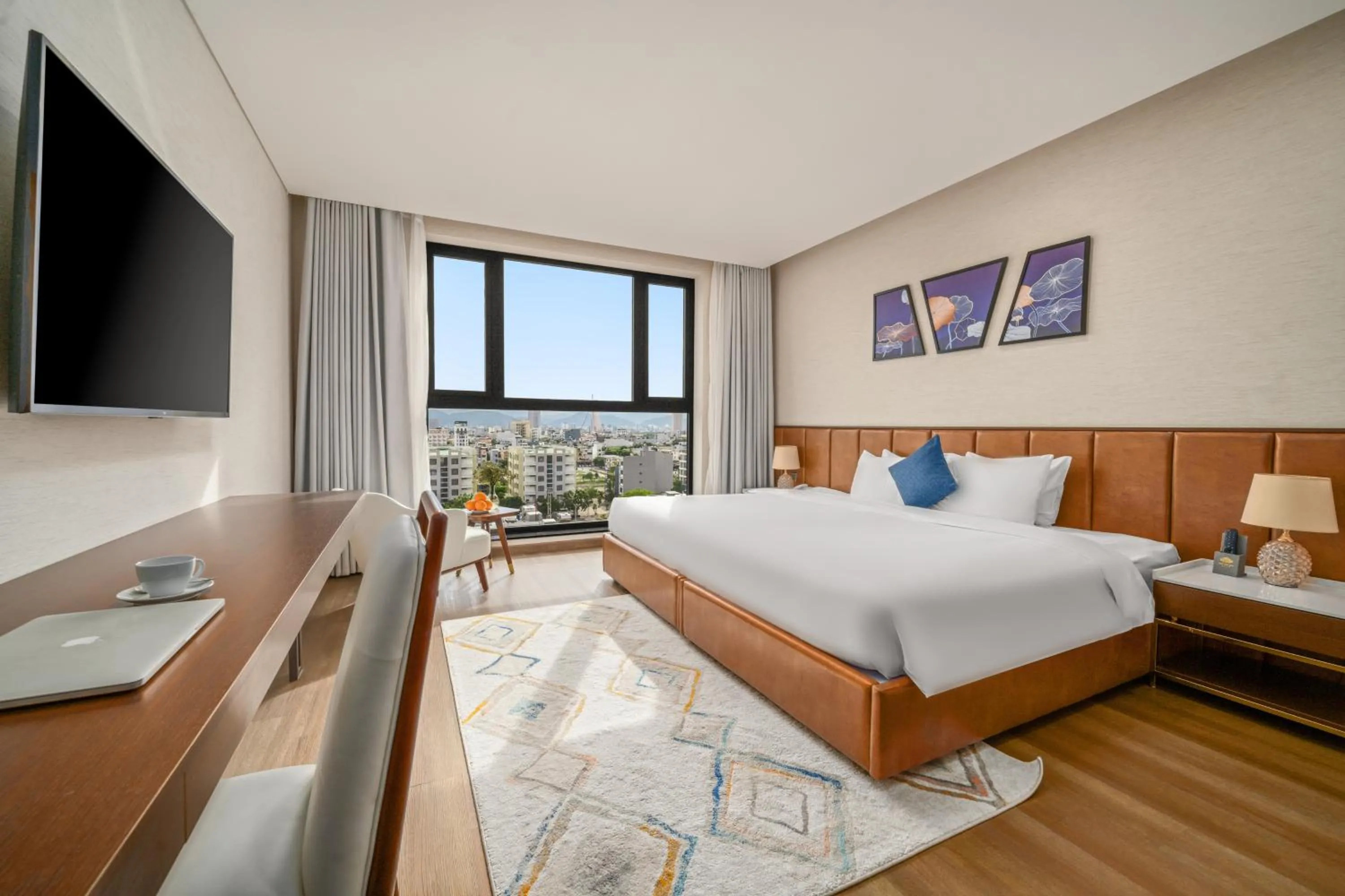 Bedroom, Bed in Golden Lotus Grand Da Nang - Panoramic Rooftop Bar & Daily Afternoon Tea