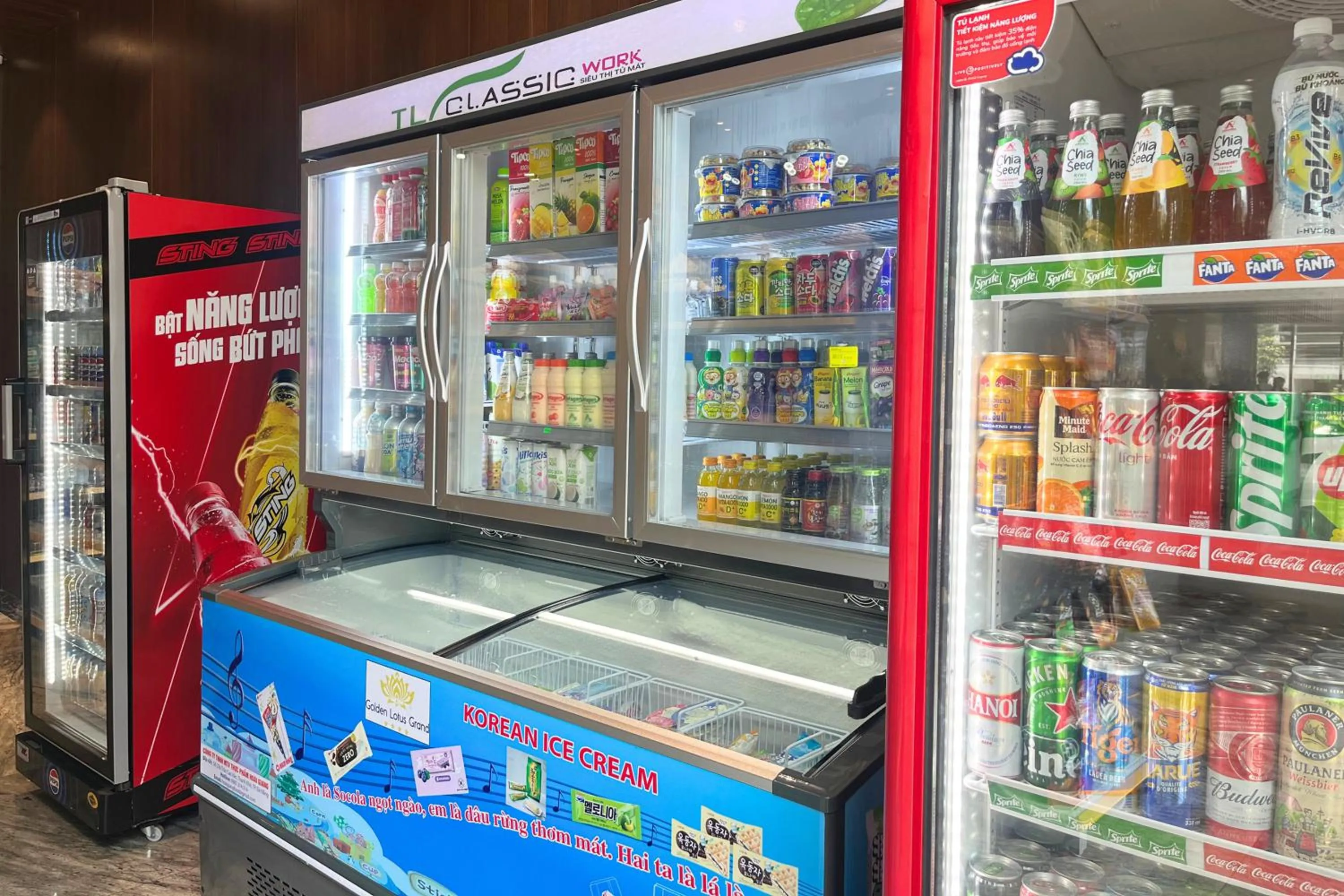 Supermarket/grocery shop in Golden Lotus Grand Da Nang - Panoramic Rooftop Bar & Daily Afternoon Tea