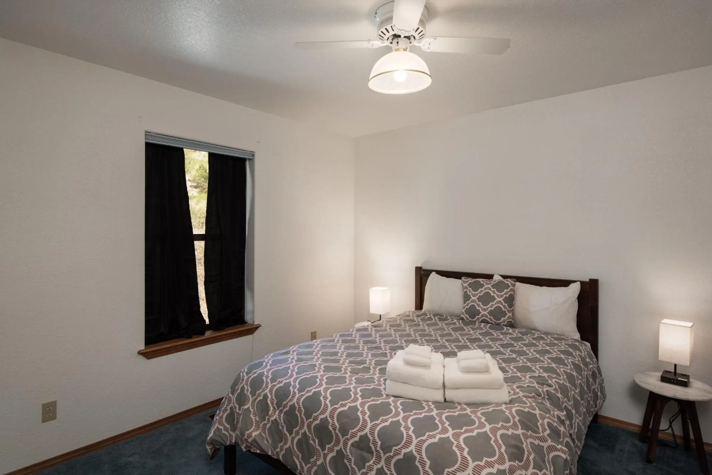 Property building, Bed in Jack Little