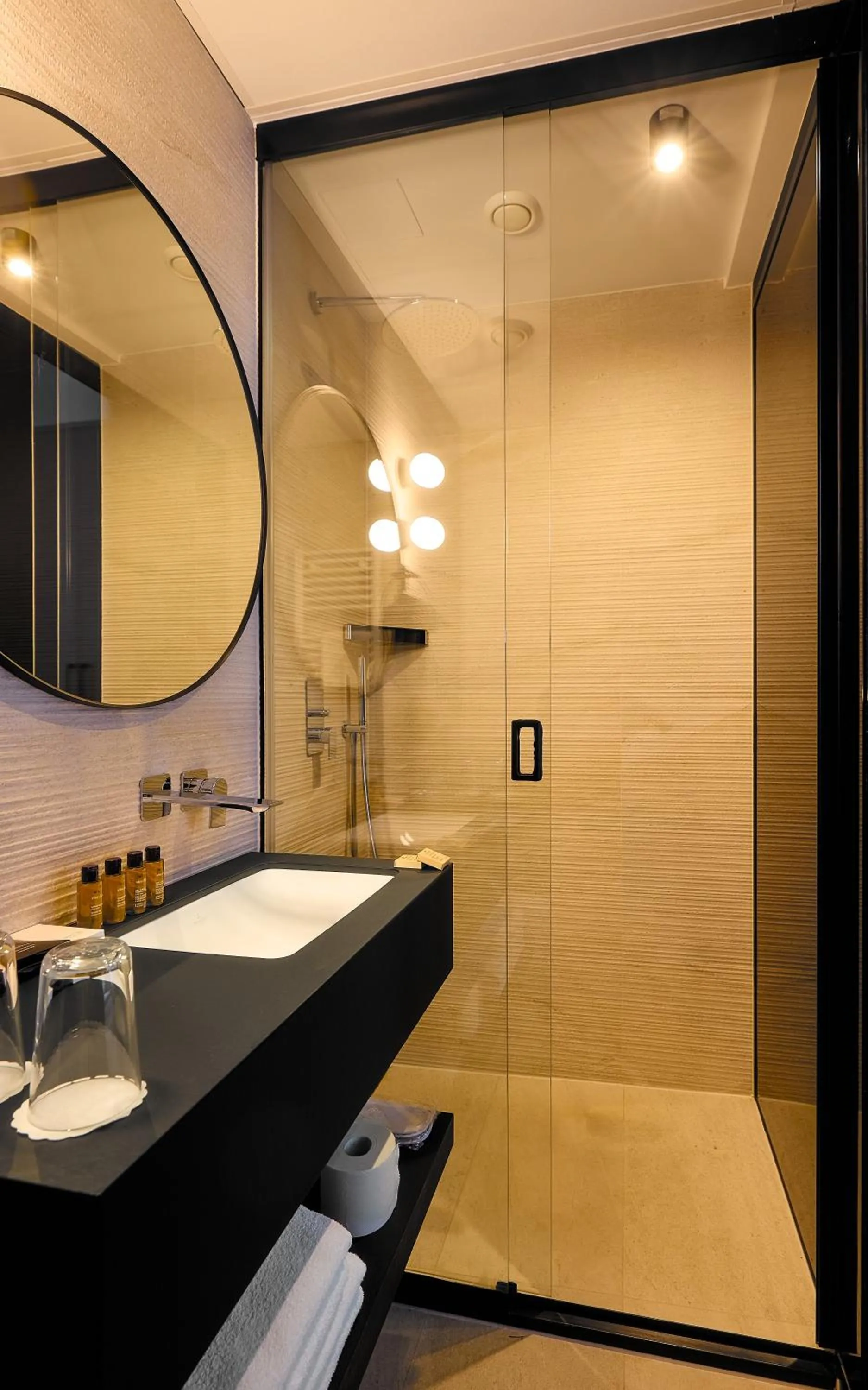 Shower in The Hotel Ljubljana