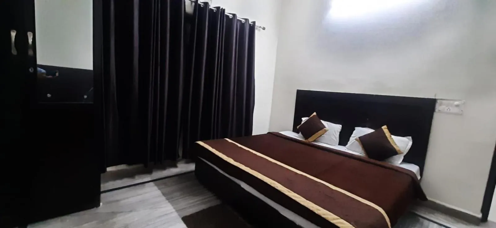 Bed in Hotel THE BIRD Dehradun