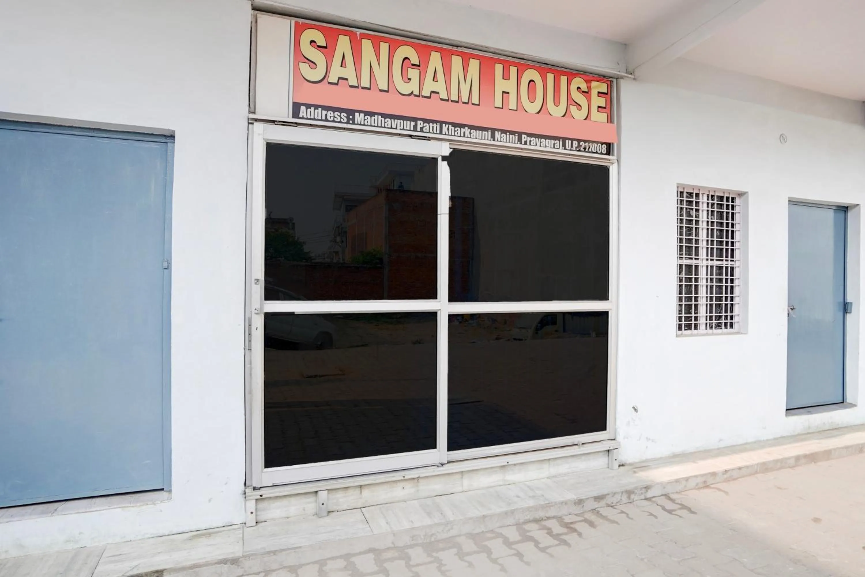 Facade/entrance in SPOT ON Sangam House