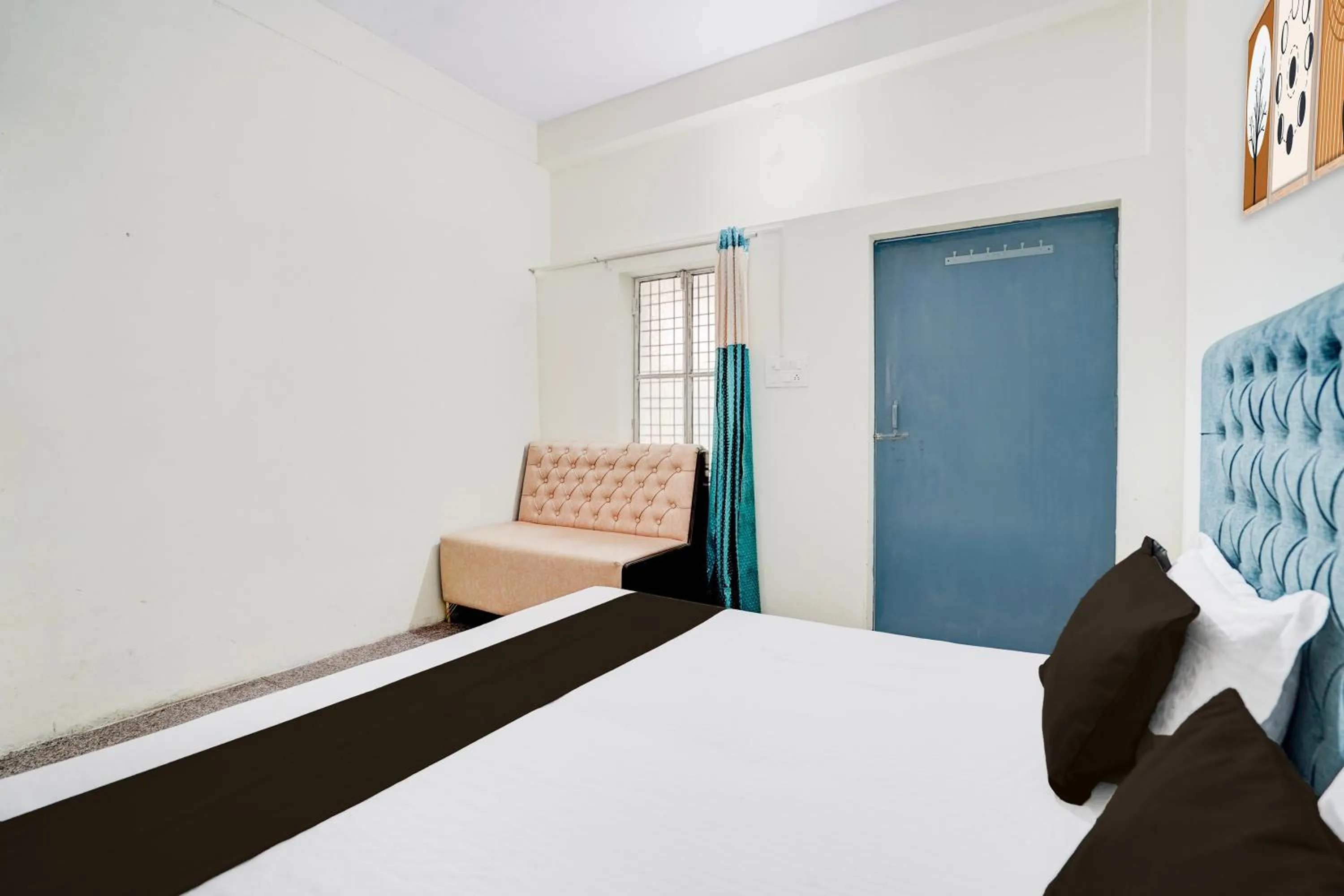 Bedroom in SPOT ON Sangam House