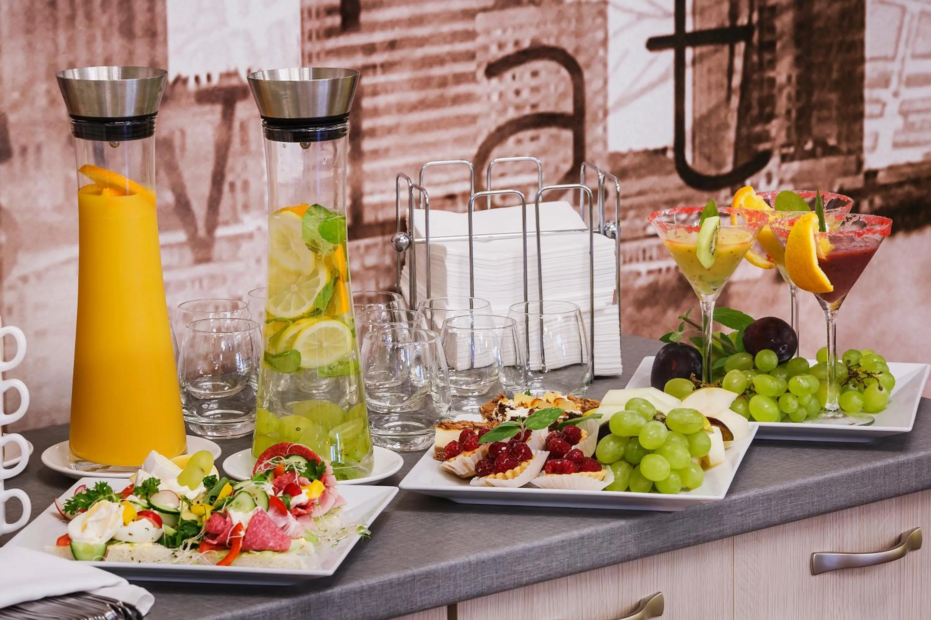 Buffet breakfast in Citi Hotel's Warszawa-Falenty