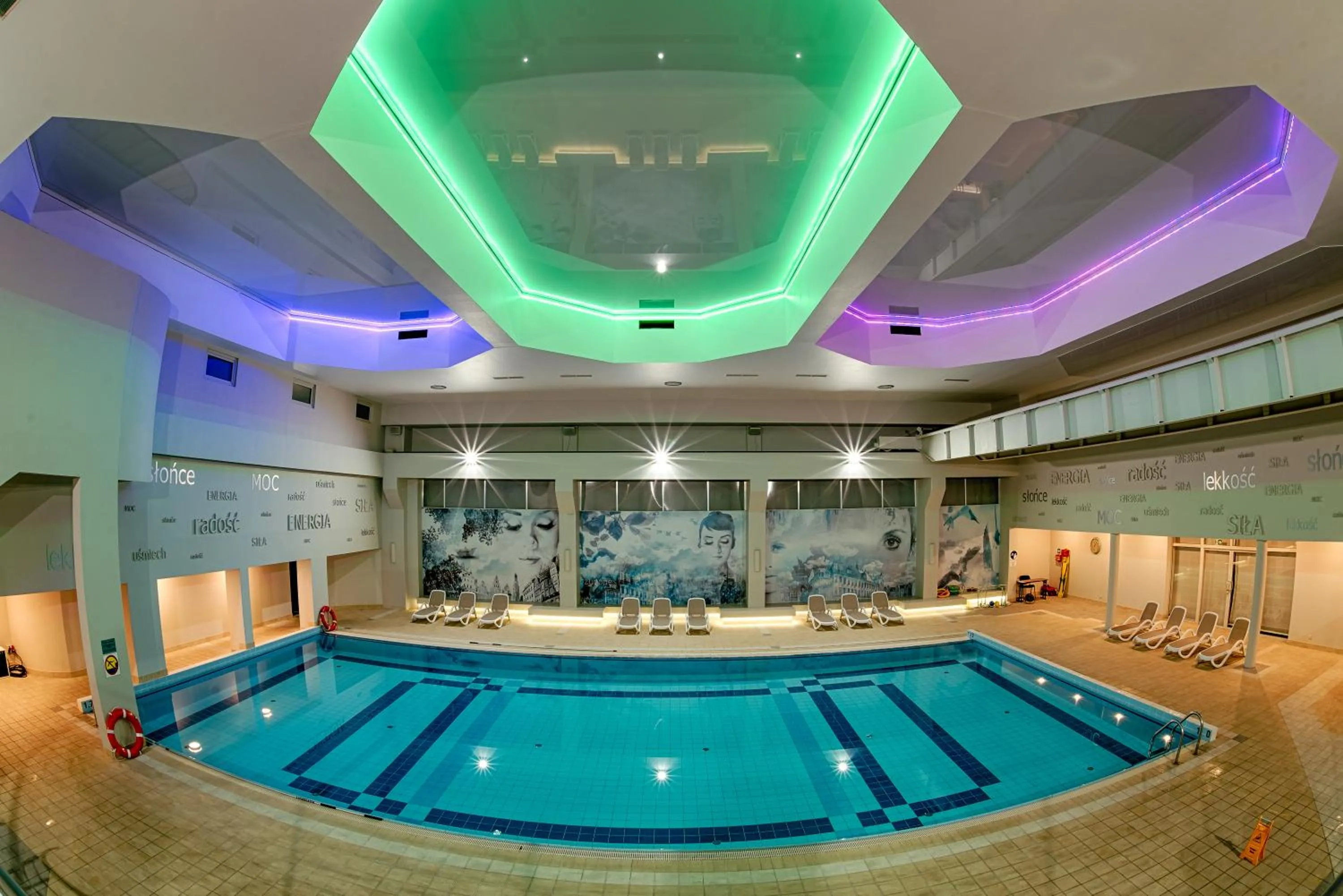 Swimming pool in Citi Hotel's Warszawa-Falenty