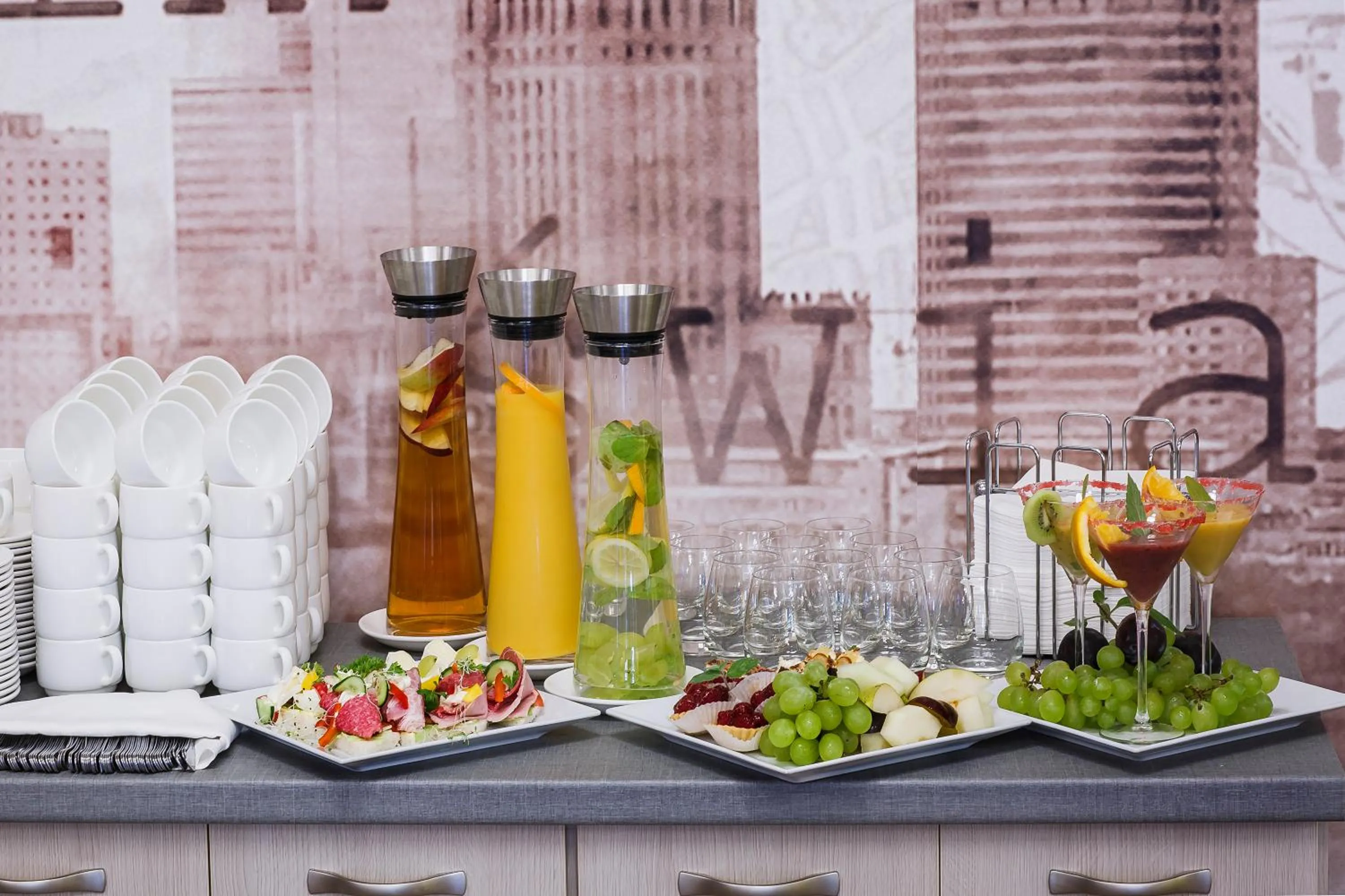 Buffet breakfast in Citi Hotel's Warszawa-Falenty