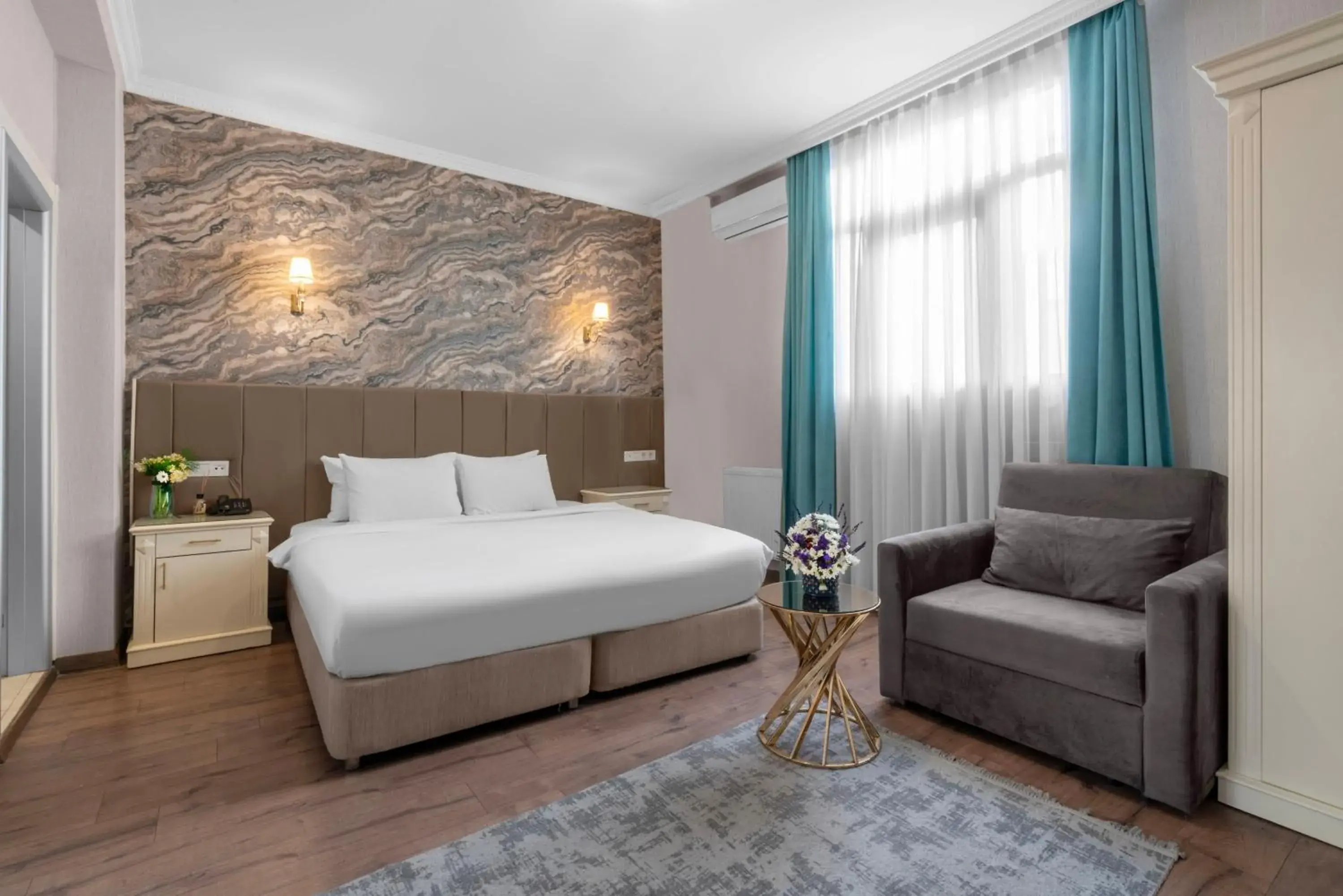 Standard Double Room in Valide Hotel Standard Double Room in Valide Hotel