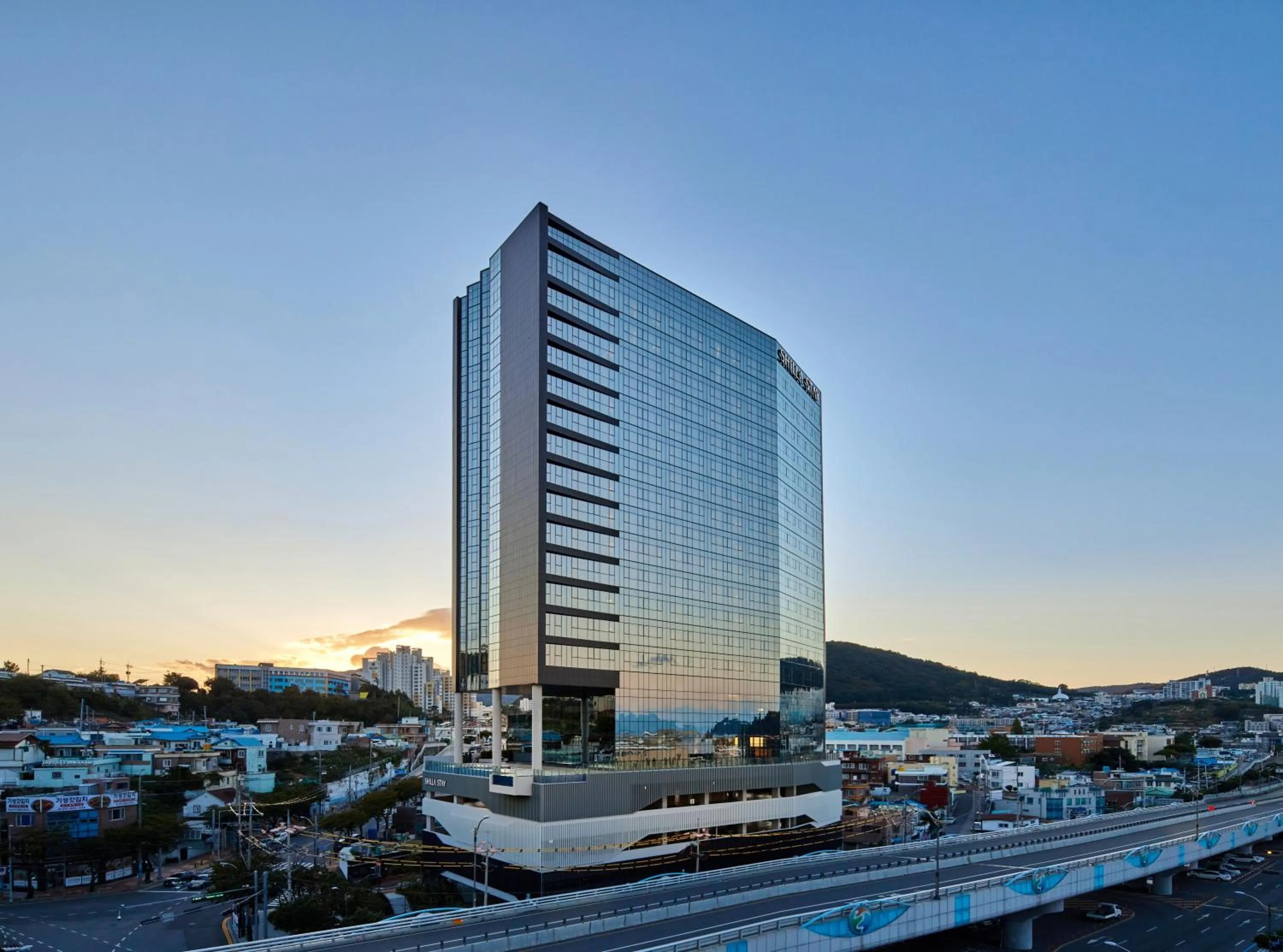 Property building in Shilla Stay Yeosu Expo Station