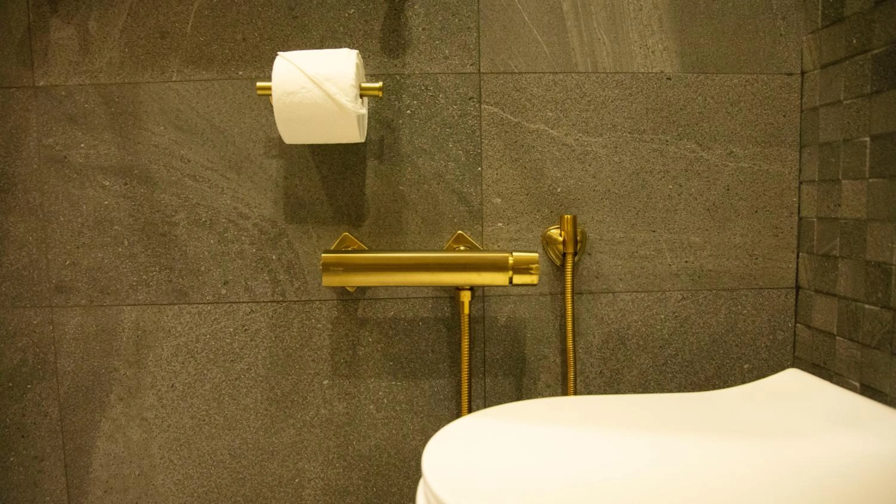 Toilet in TownHouse Tbilisi Boutique Hotel