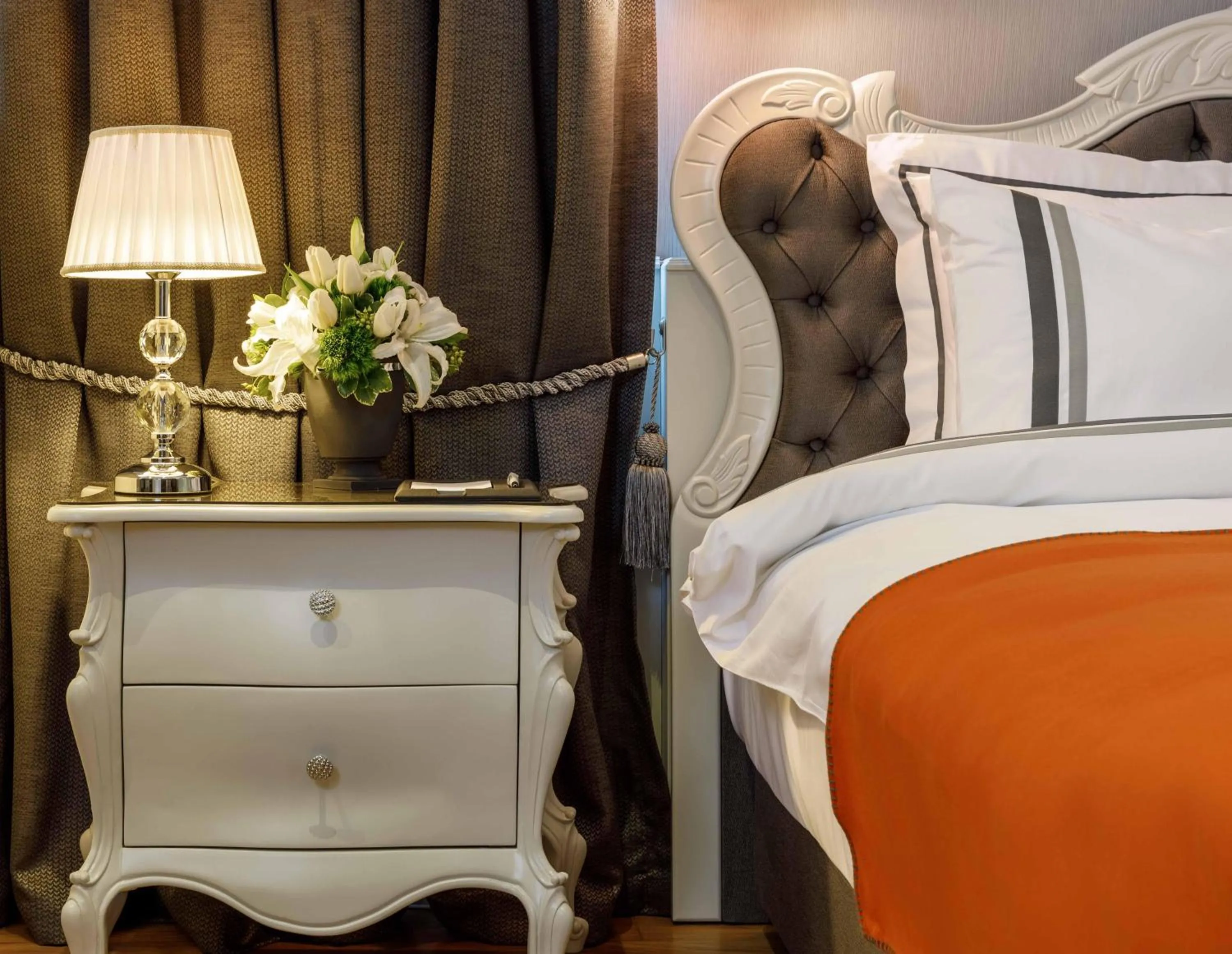 Photo of the whole room, Bed in Amiral Palace Hotel Boutique Class