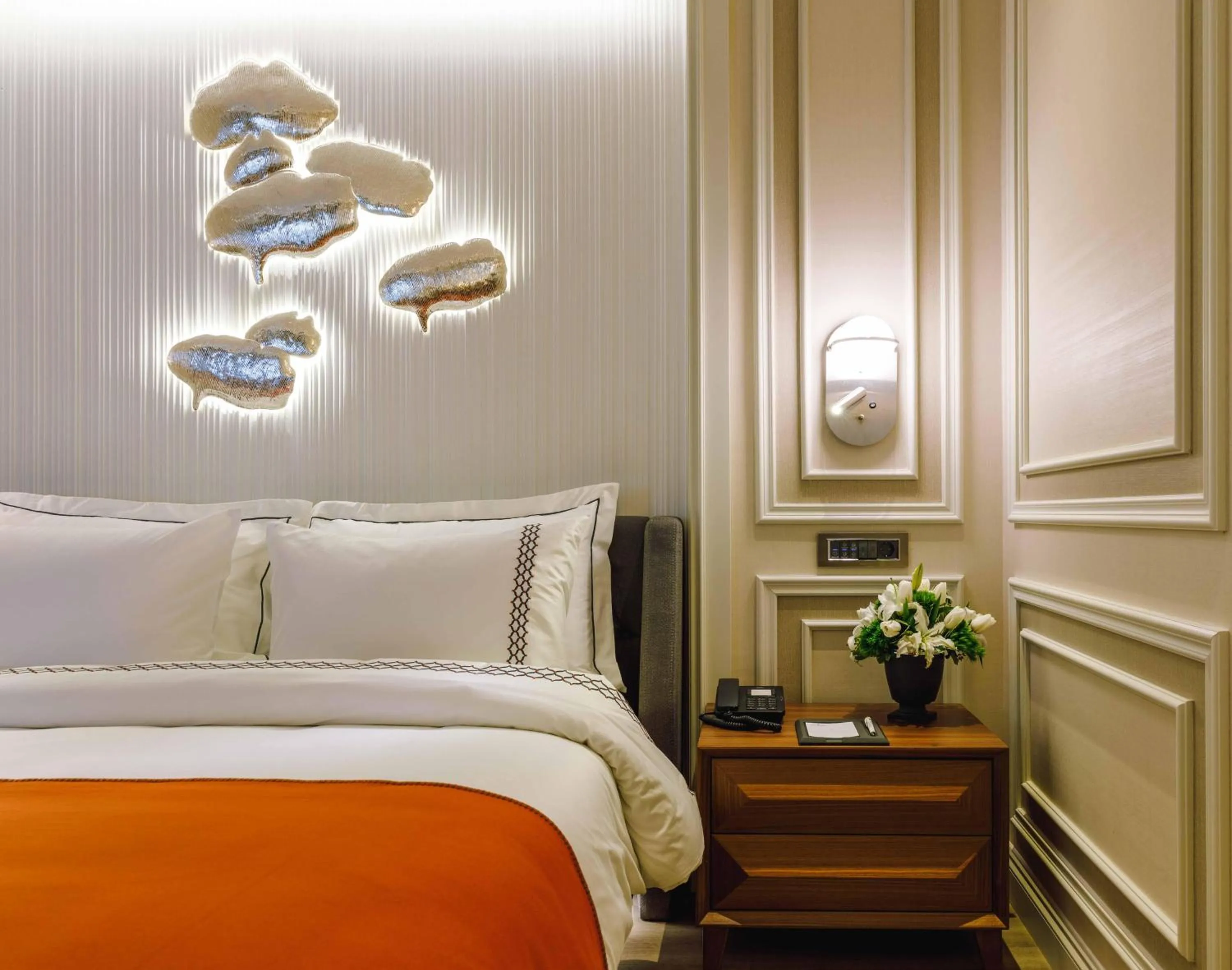 Photo of the whole room, Bed in Amiral Palace Hotel Boutique Class