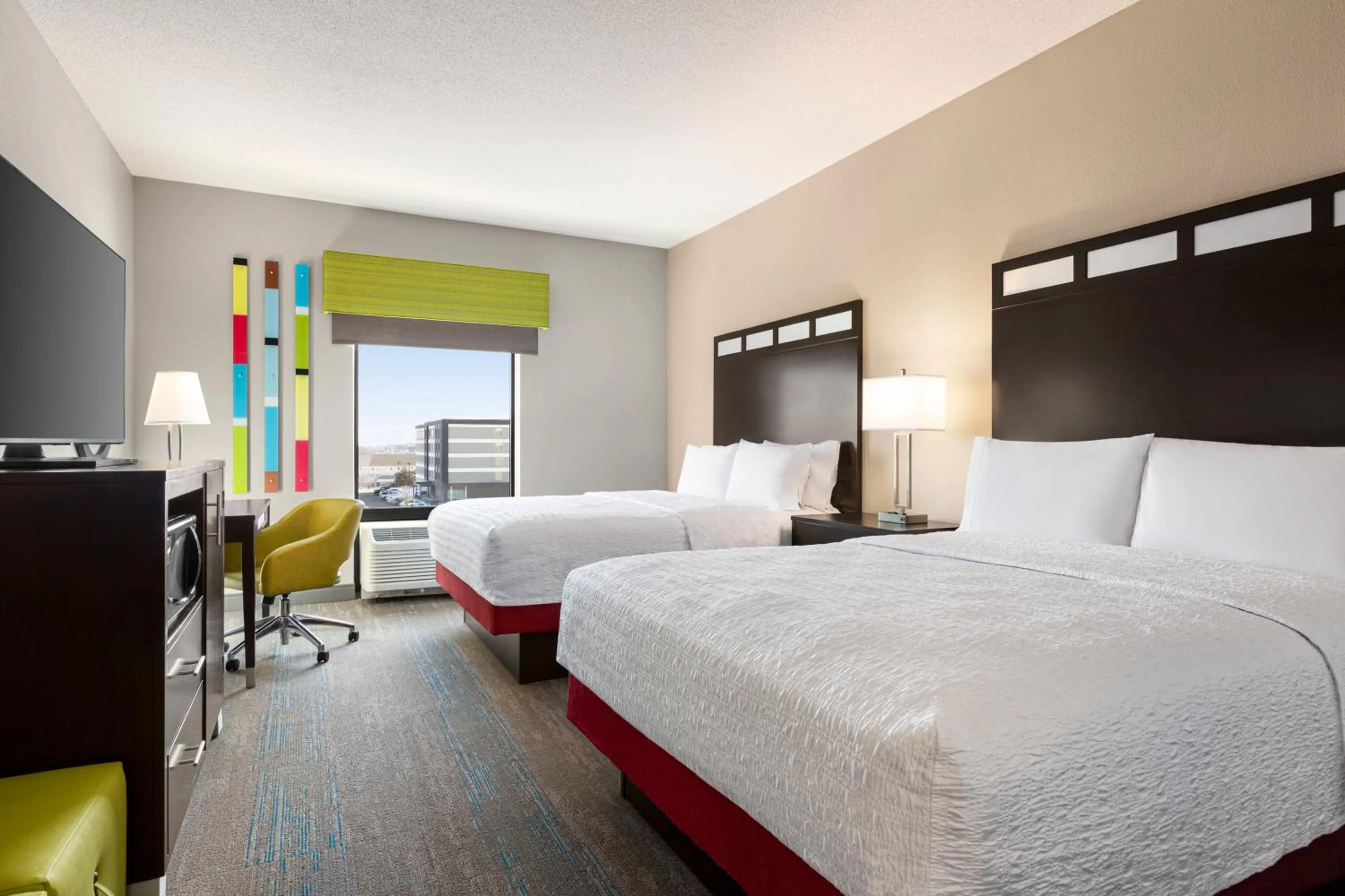 Bedroom, Bed in Hampton Inn & Suites York South