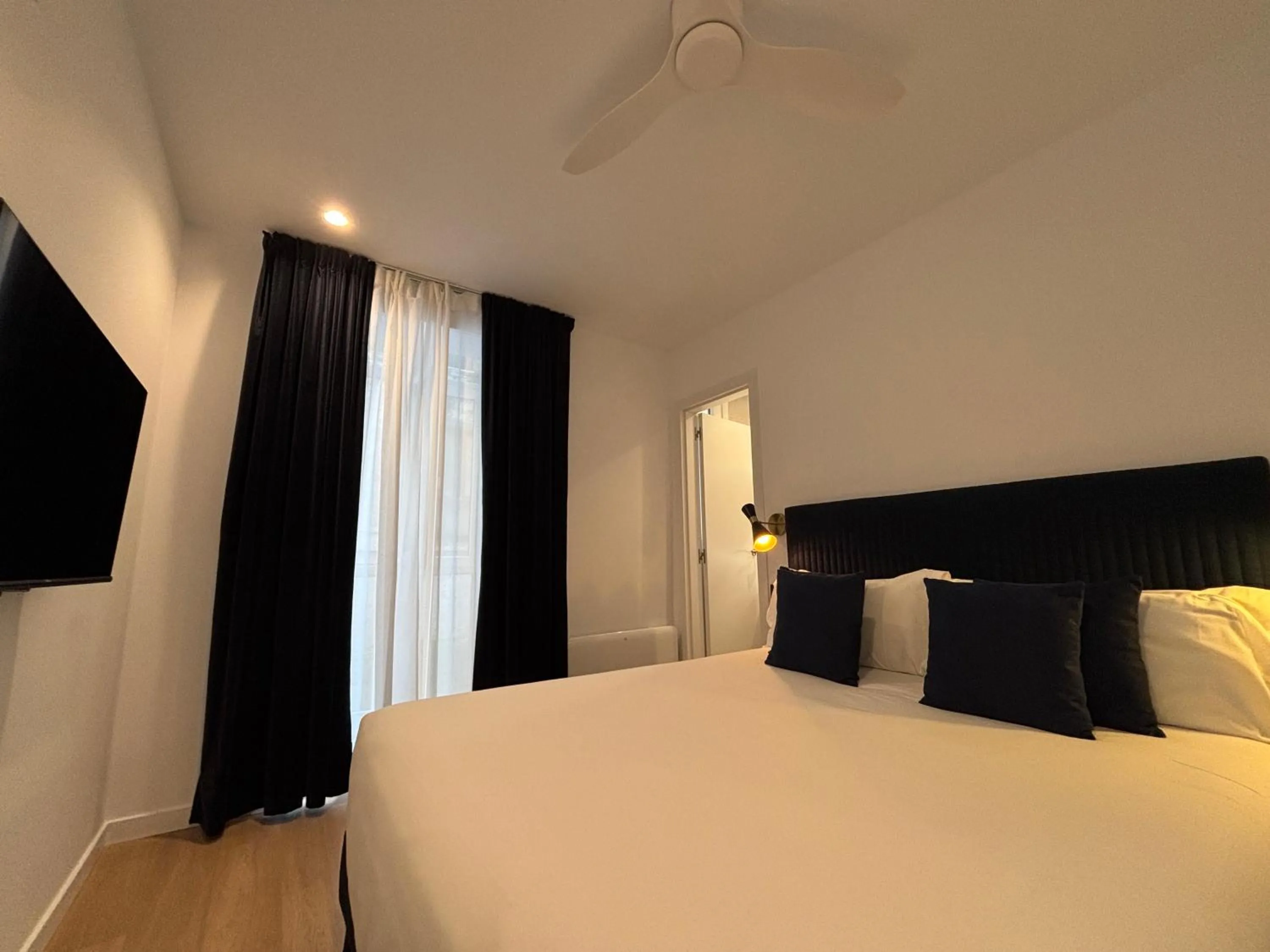 Bed in Arenal Suites Bilbao