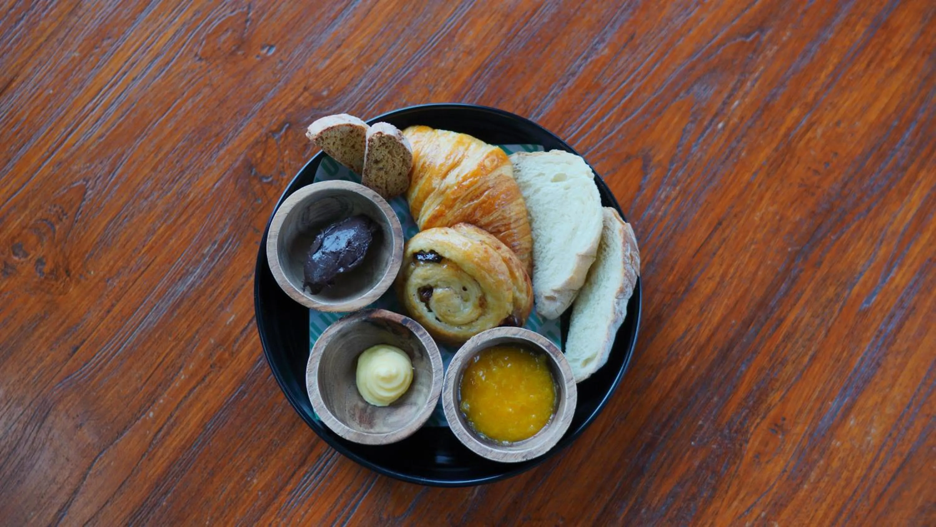 Breakfast in Desa Oculus