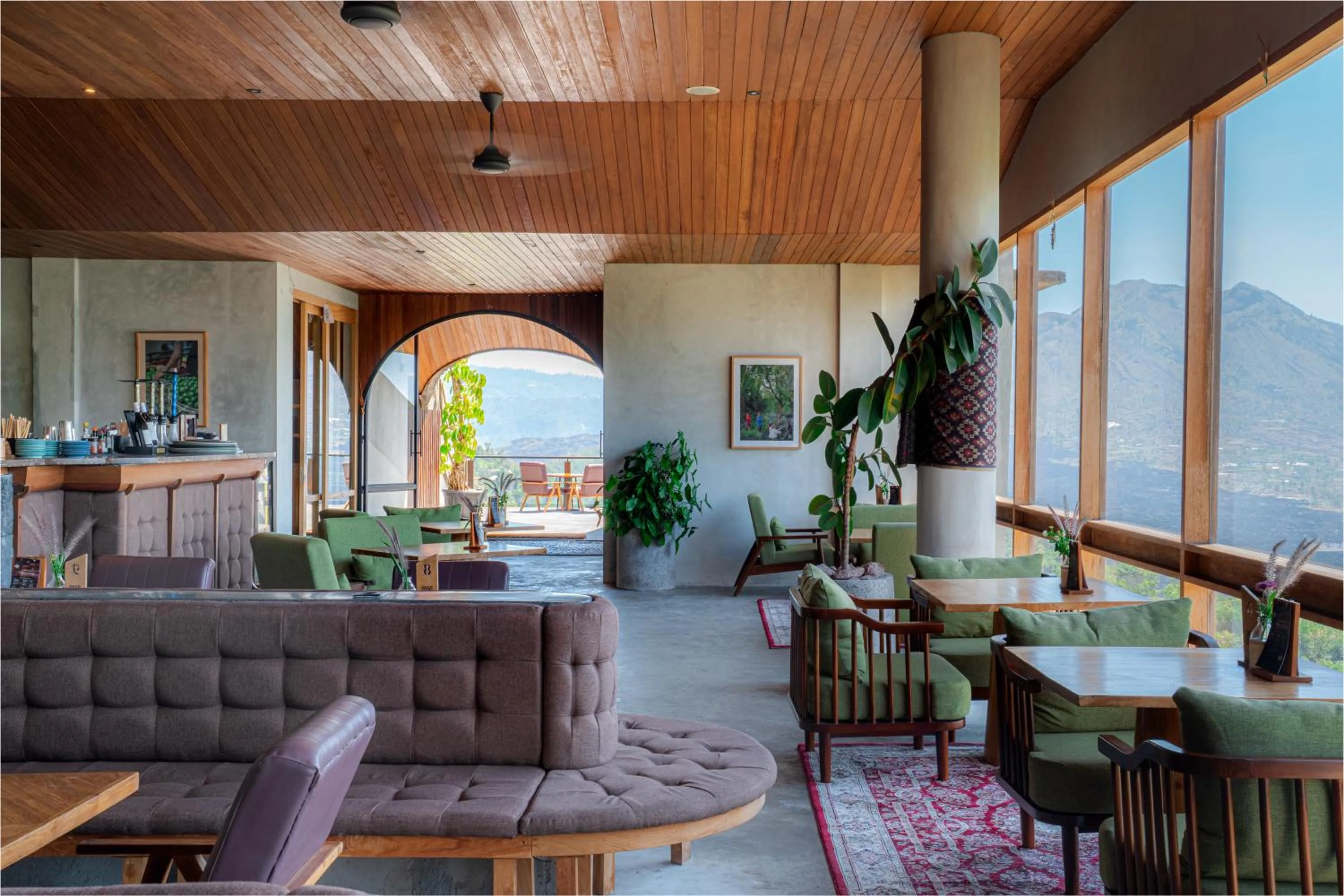 Restaurant/places to eat in Desa Oculus