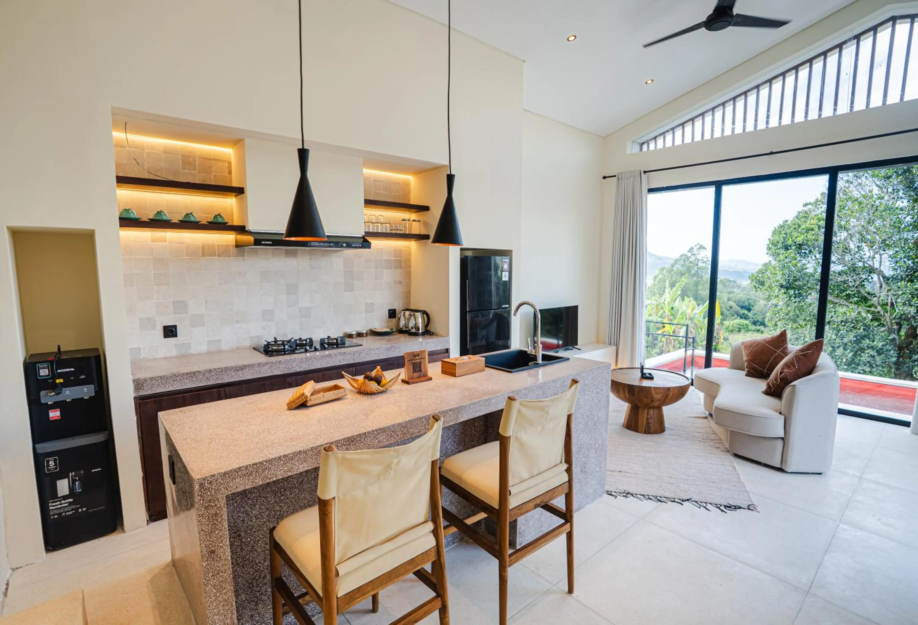 TV and multimedia in Desa Oculus