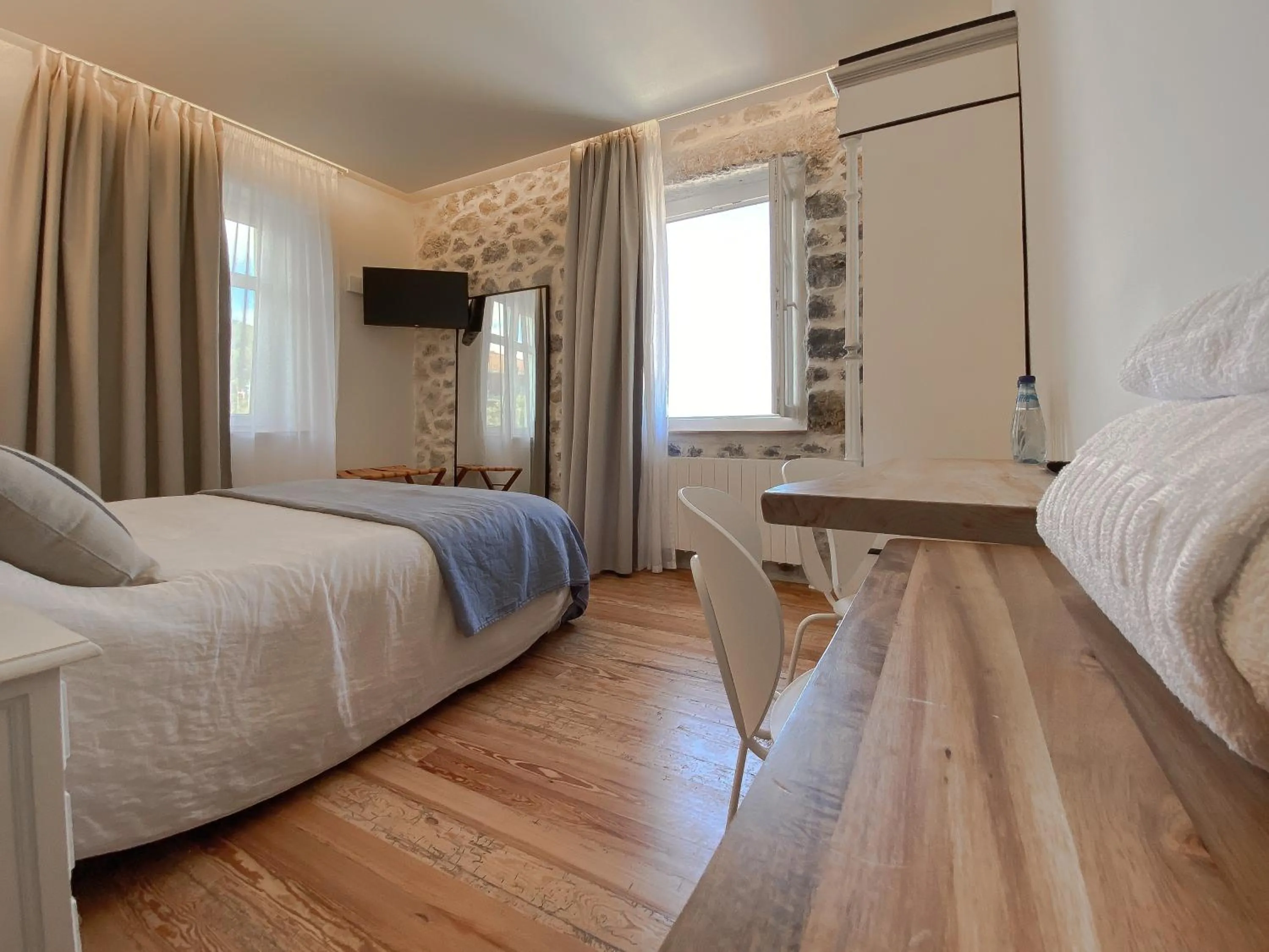 Bed in Hotel Arimune