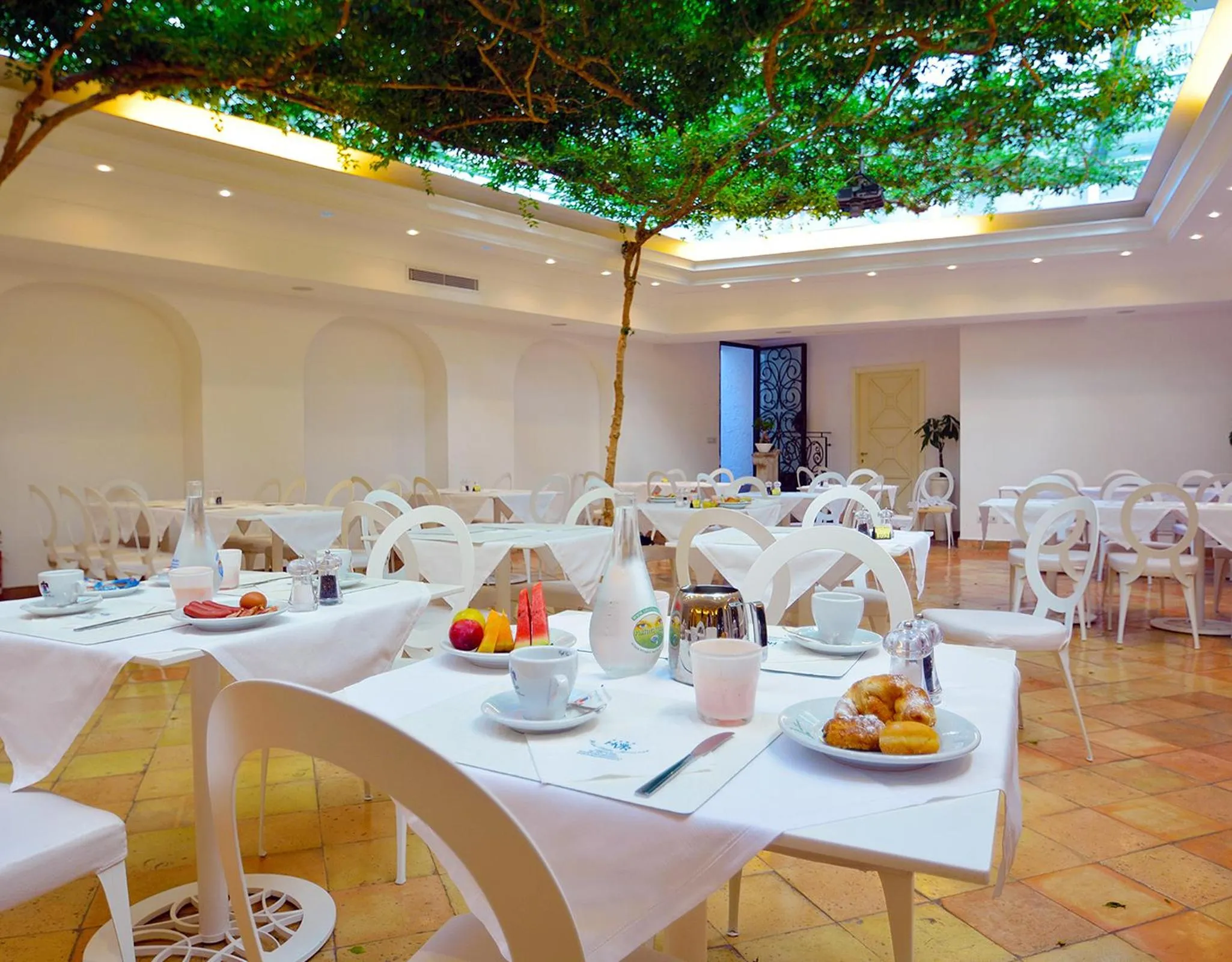 Restaurant/places to eat in Villa Romana Hotel & Spa
