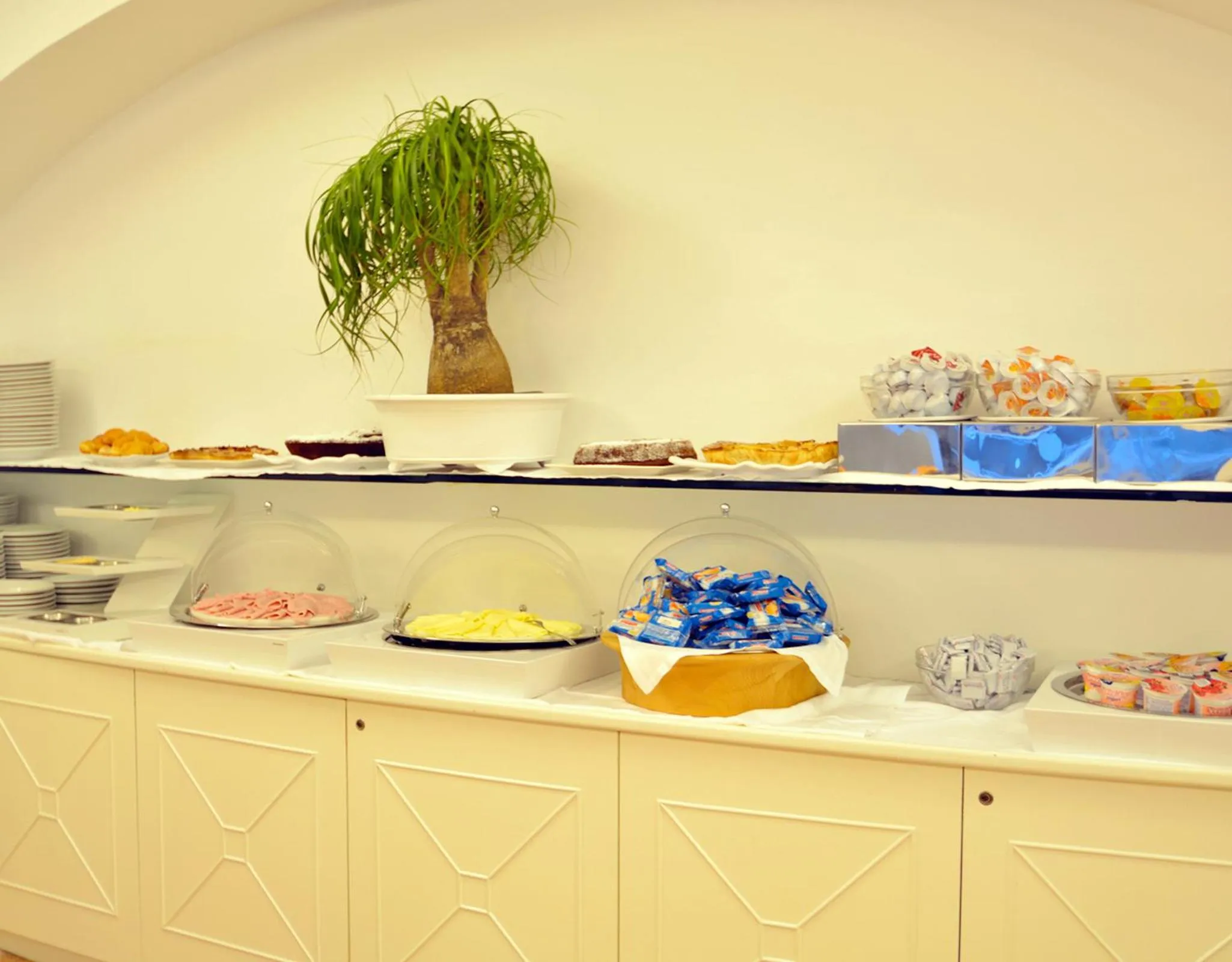 Food and drinks in Villa Romana Hotel & Spa