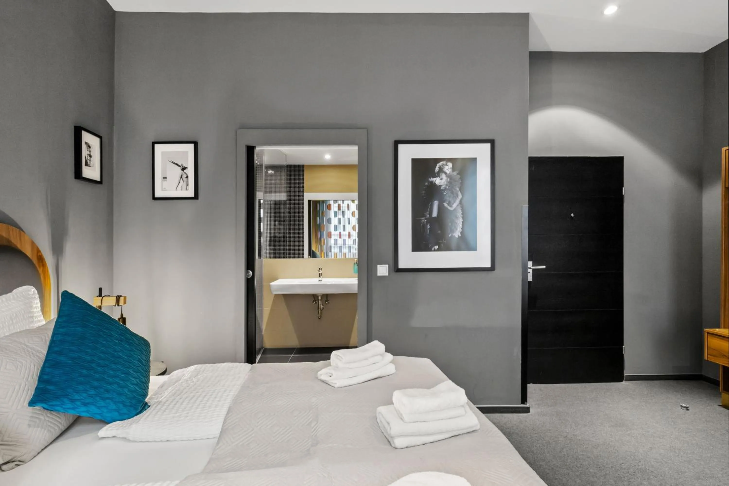 Bed in Hotel George Vienna