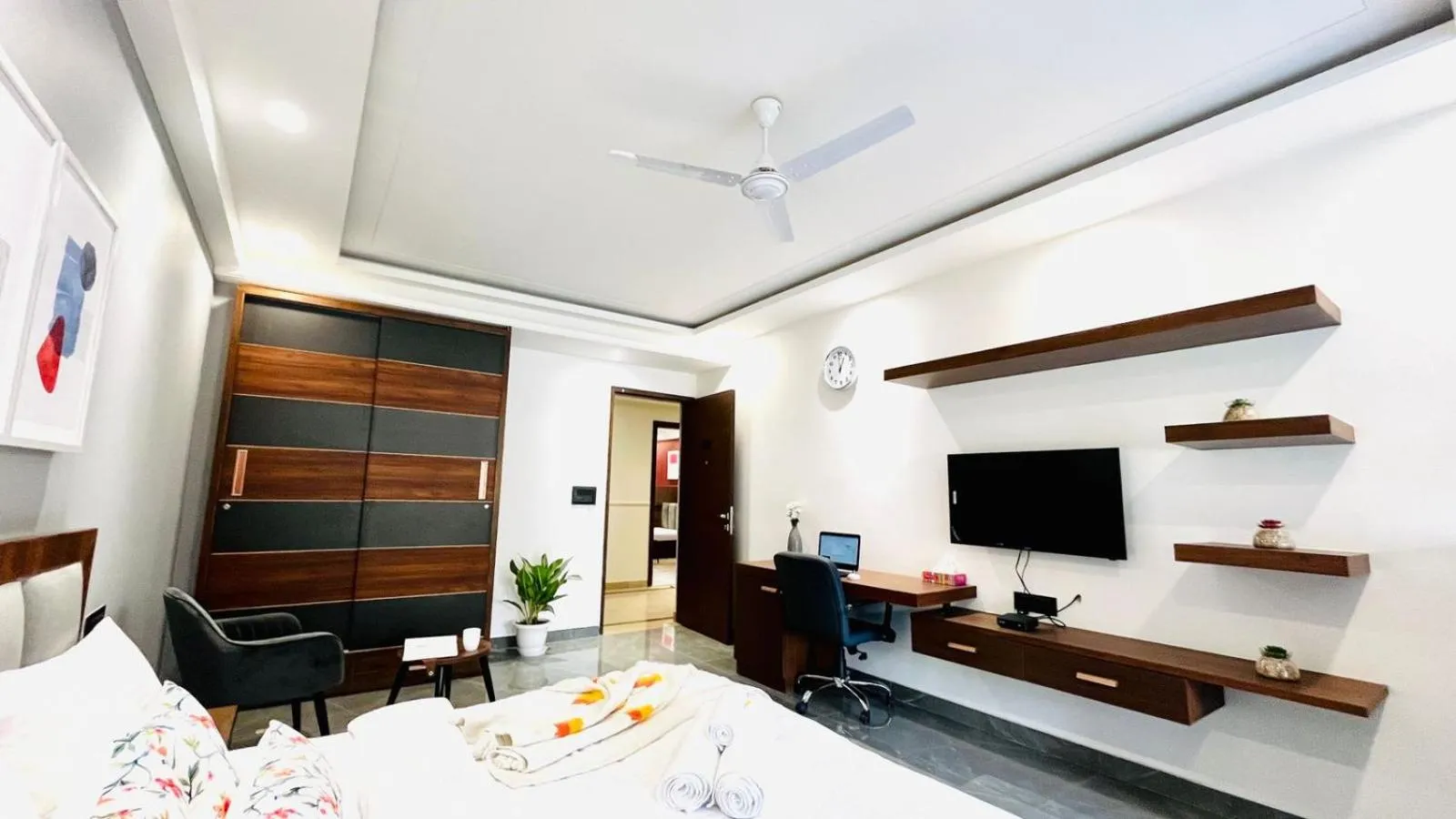 Bedroom, Bed in ZEN Studios - DLF CyberCity Gurgaon