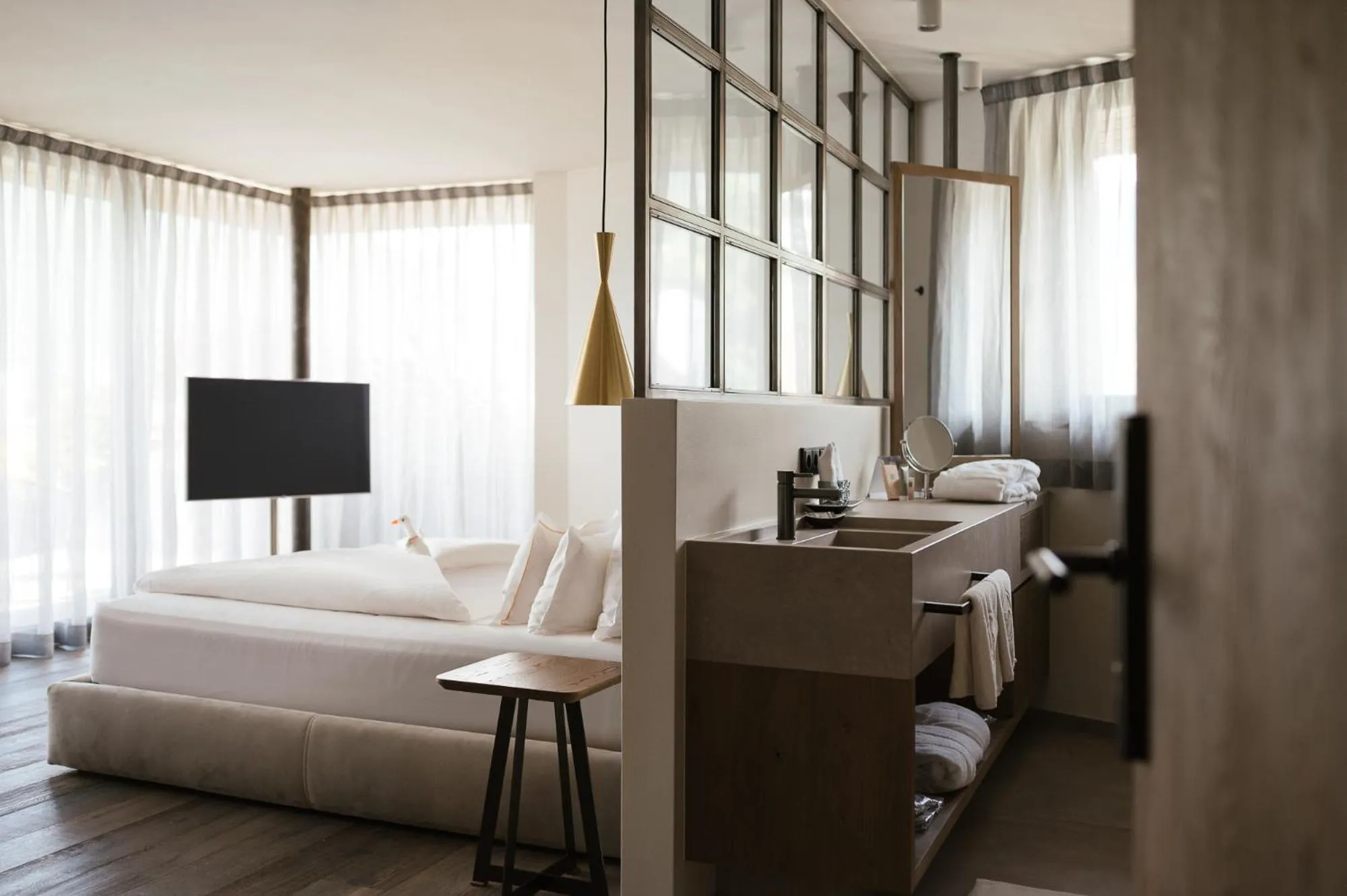 Bedroom, Bed in Hotel Ansitz Plantiz