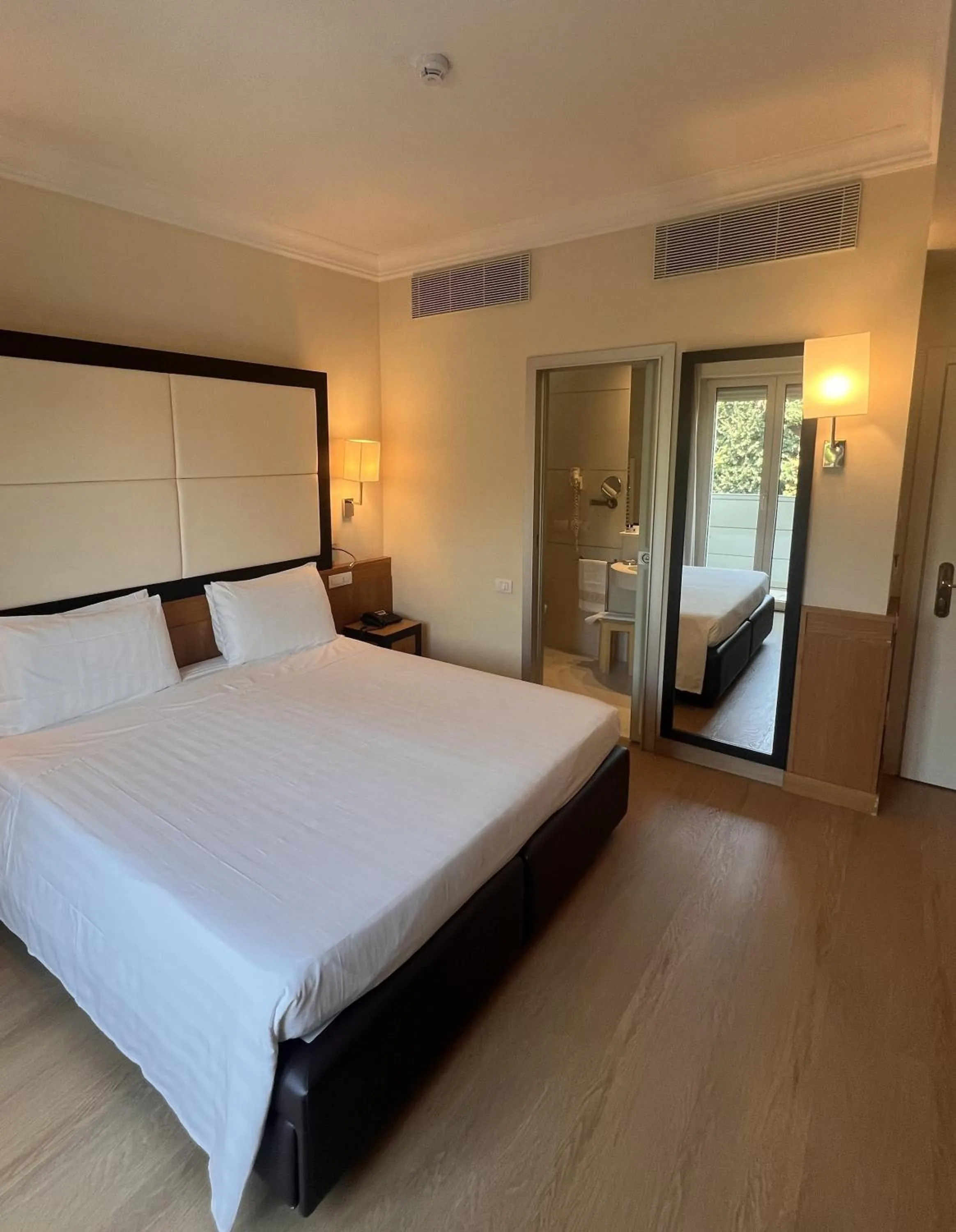 Bedroom, Bed in Hotel Daniel & Ristorante Cocchi