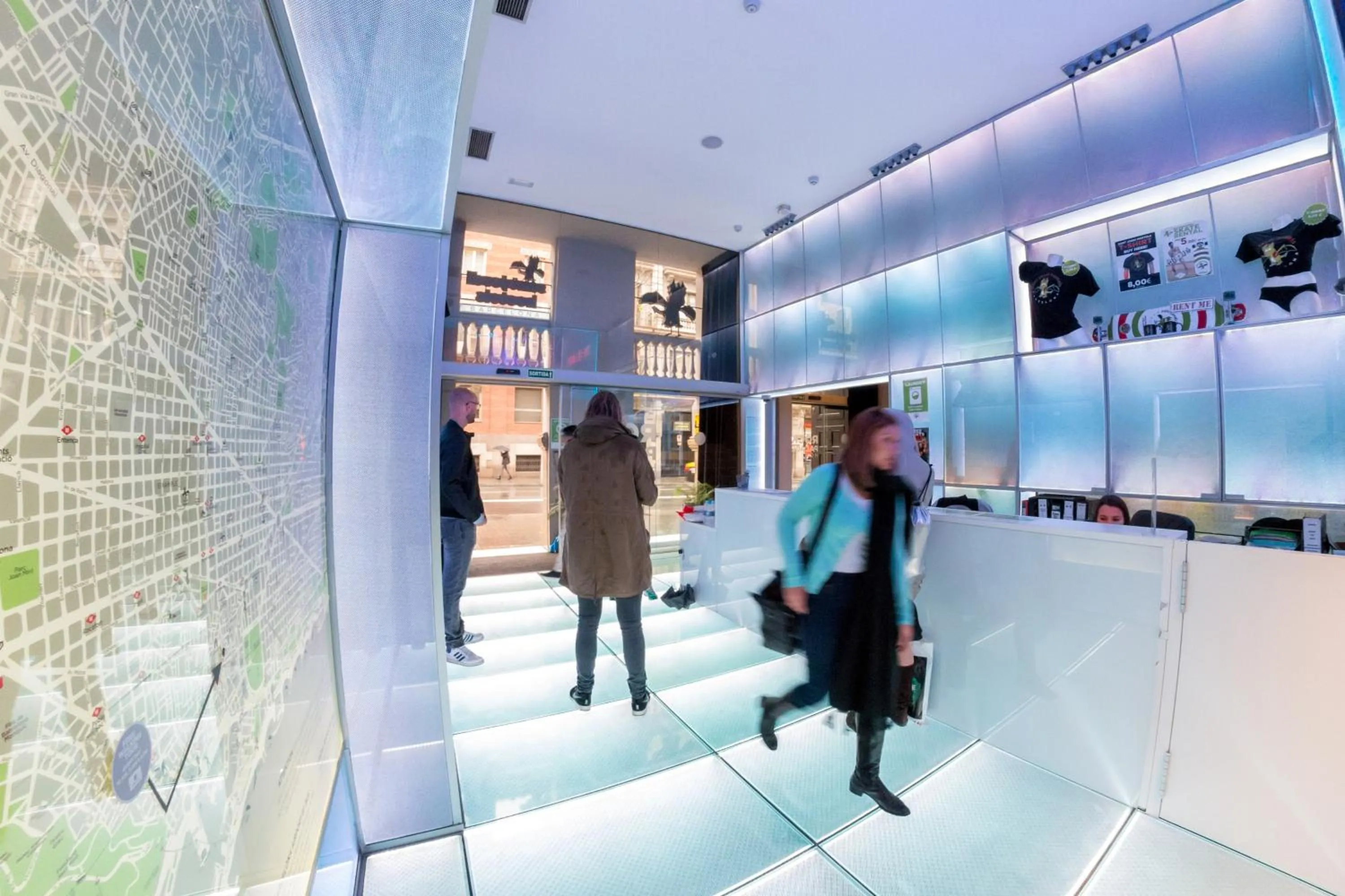 Lobby or reception in Sant Jordi Hostels Rock Palace