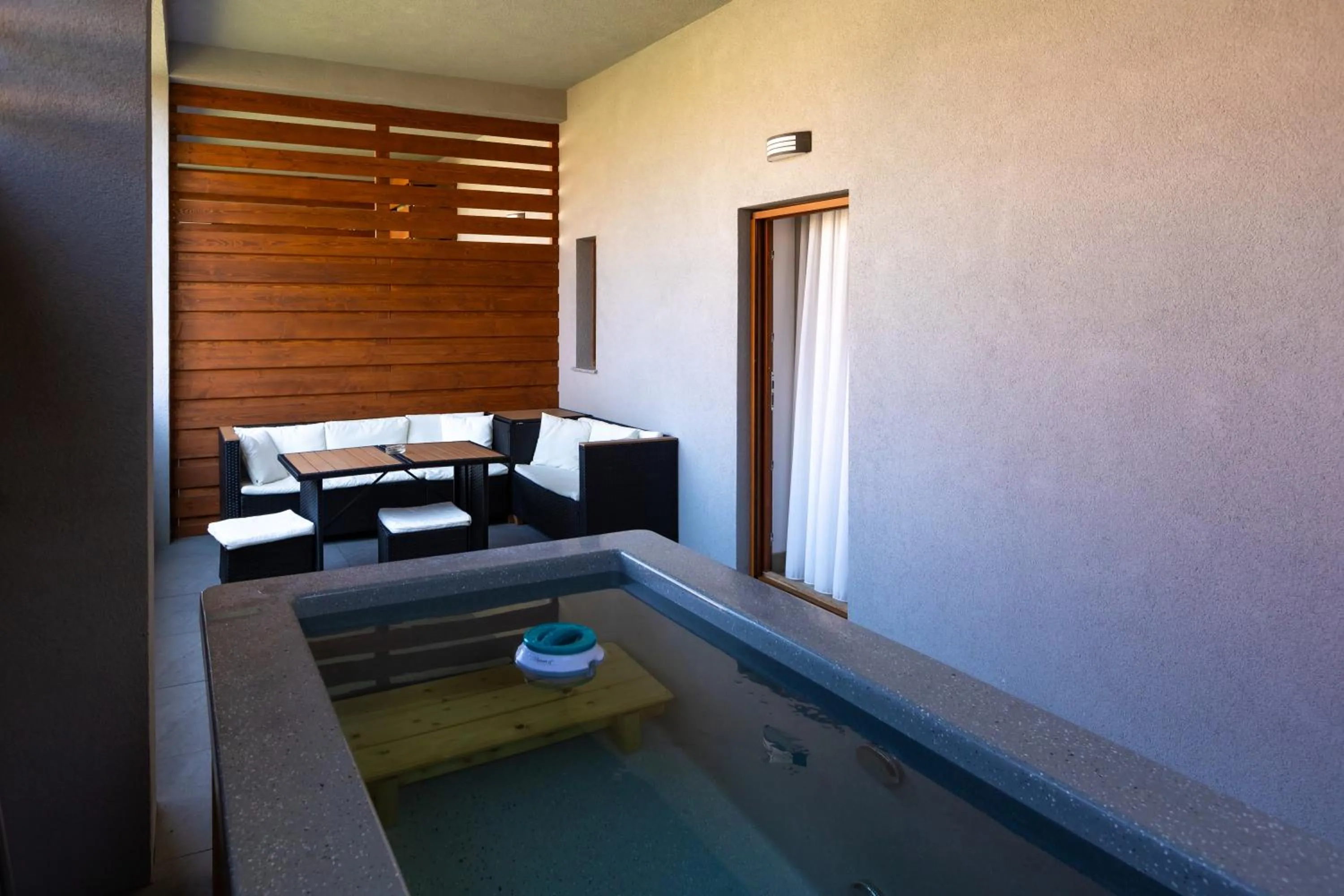 Balcony/Terrace, Bed in Wanderer Sighisoara