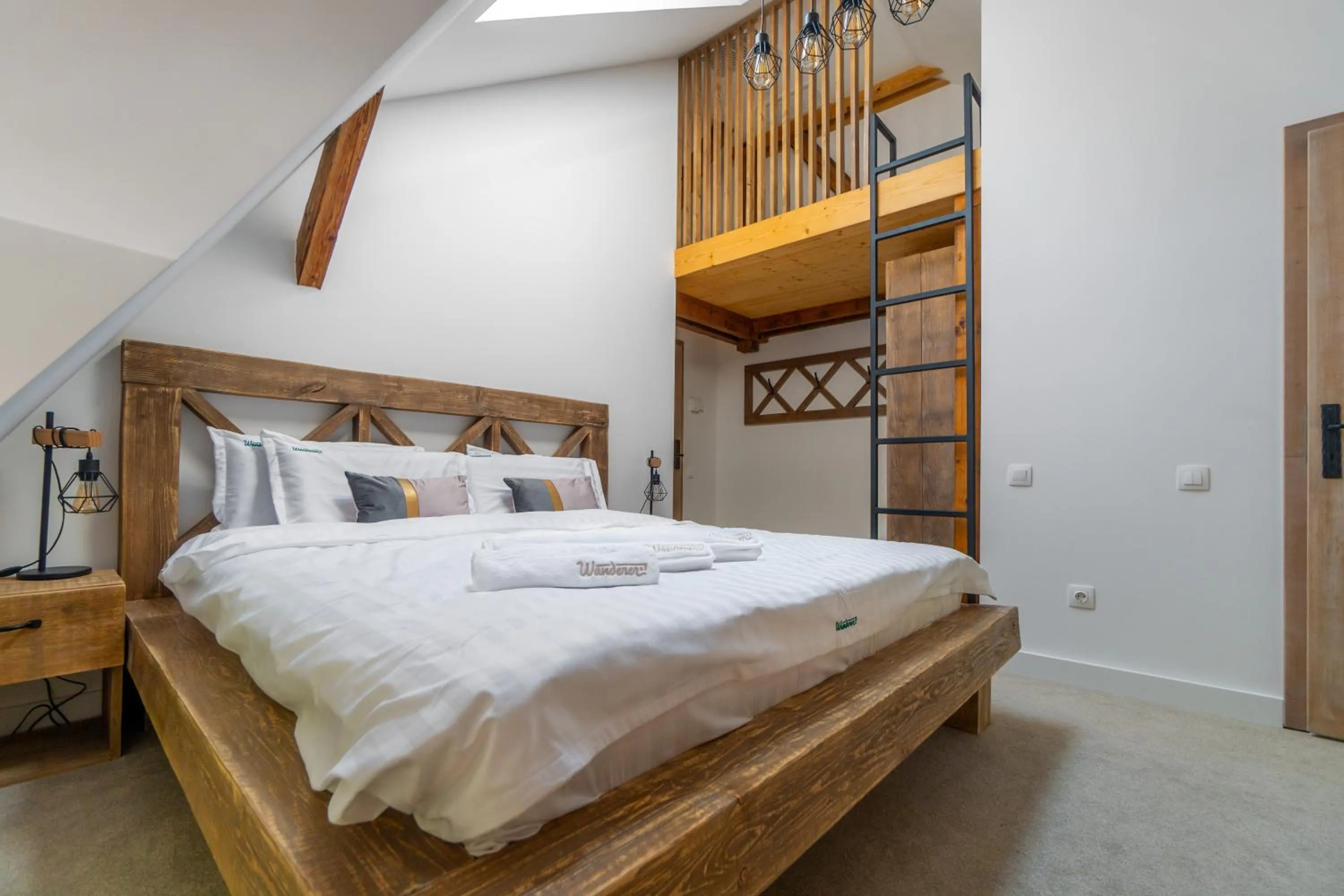 Bedroom, Bed in Wanderer Sighisoara