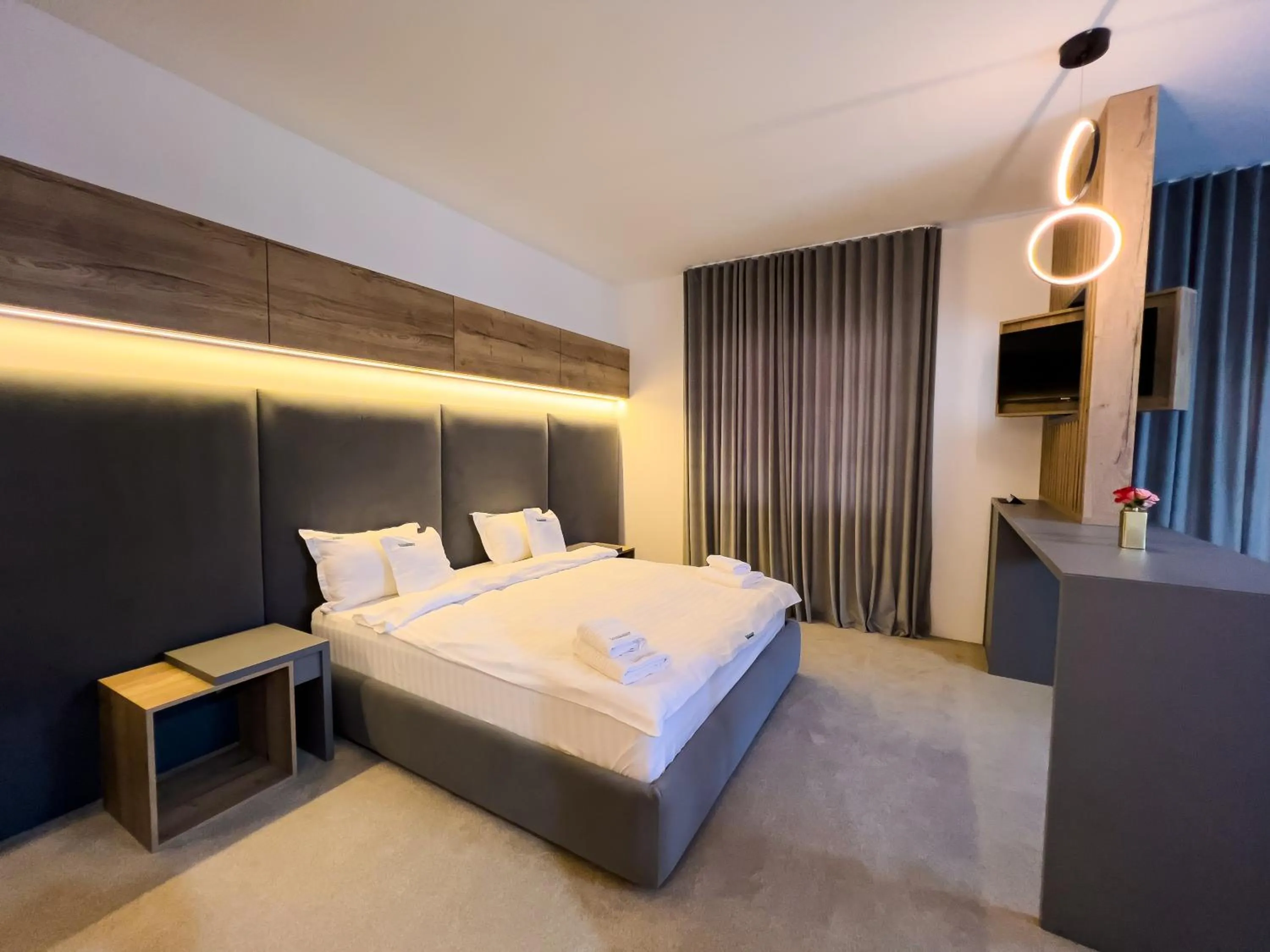 Bed in Wanderer Sighisoara