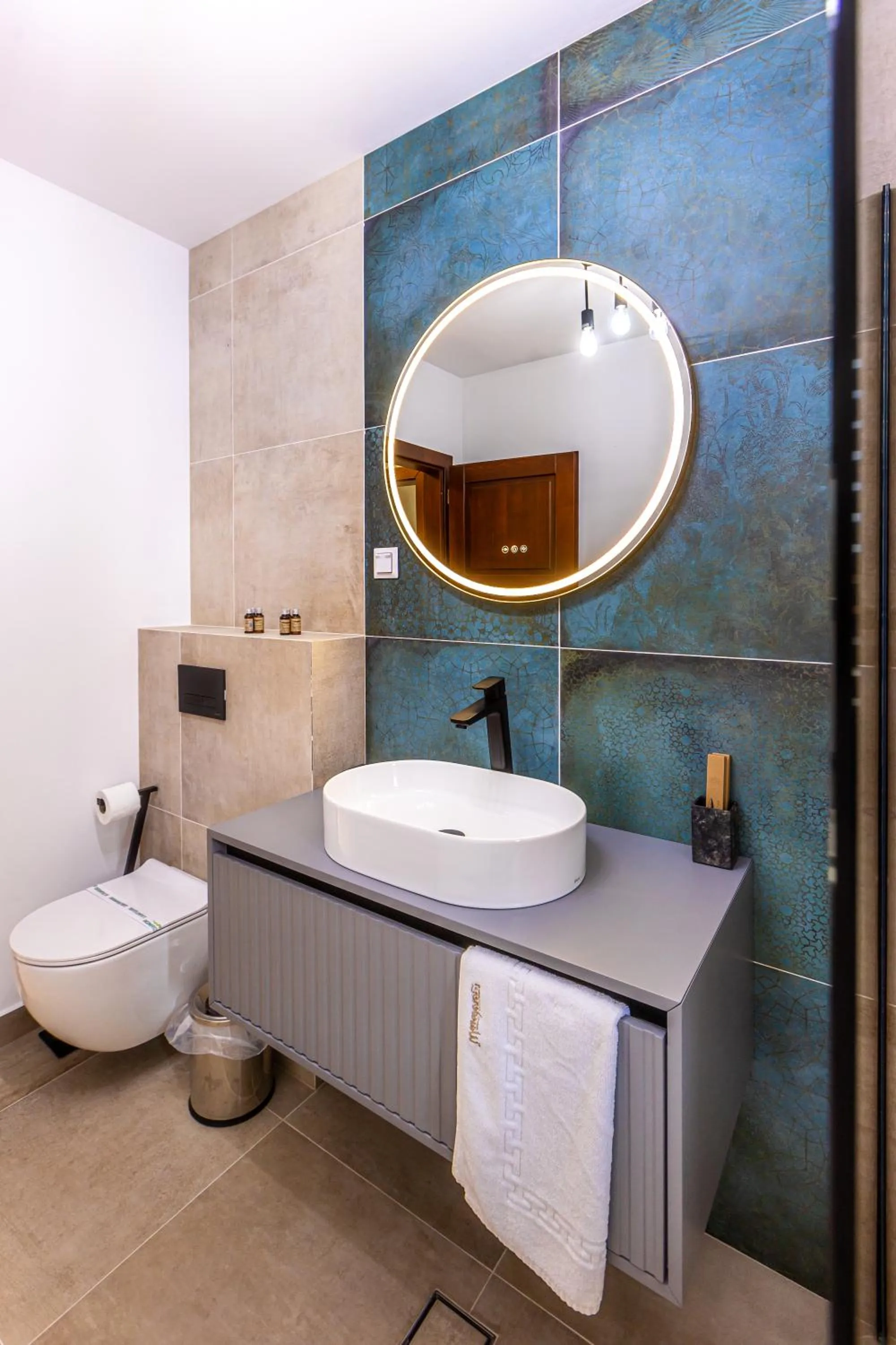 Toilet in Wanderer Sighisoara