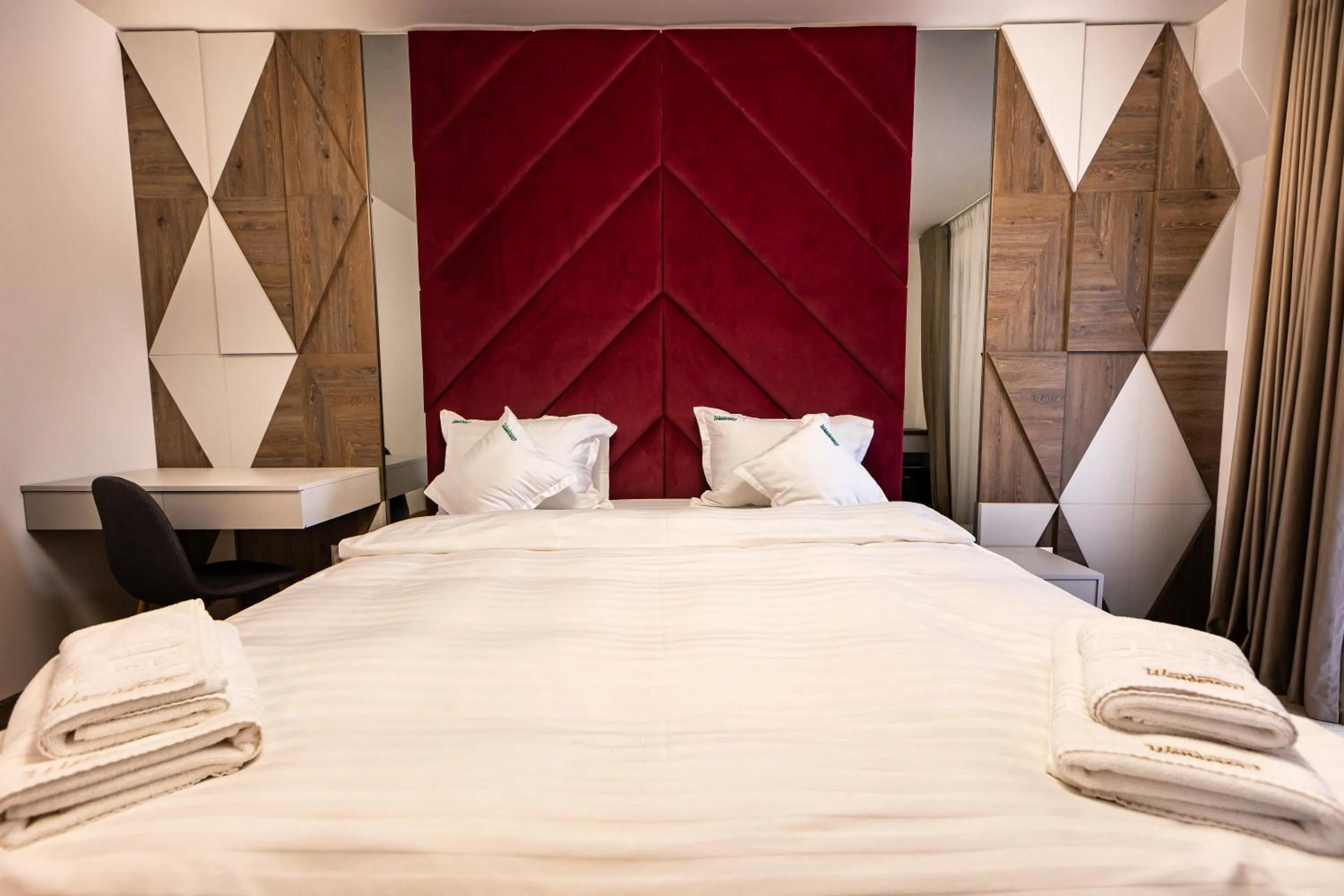 Bed in Wanderer Sighisoara