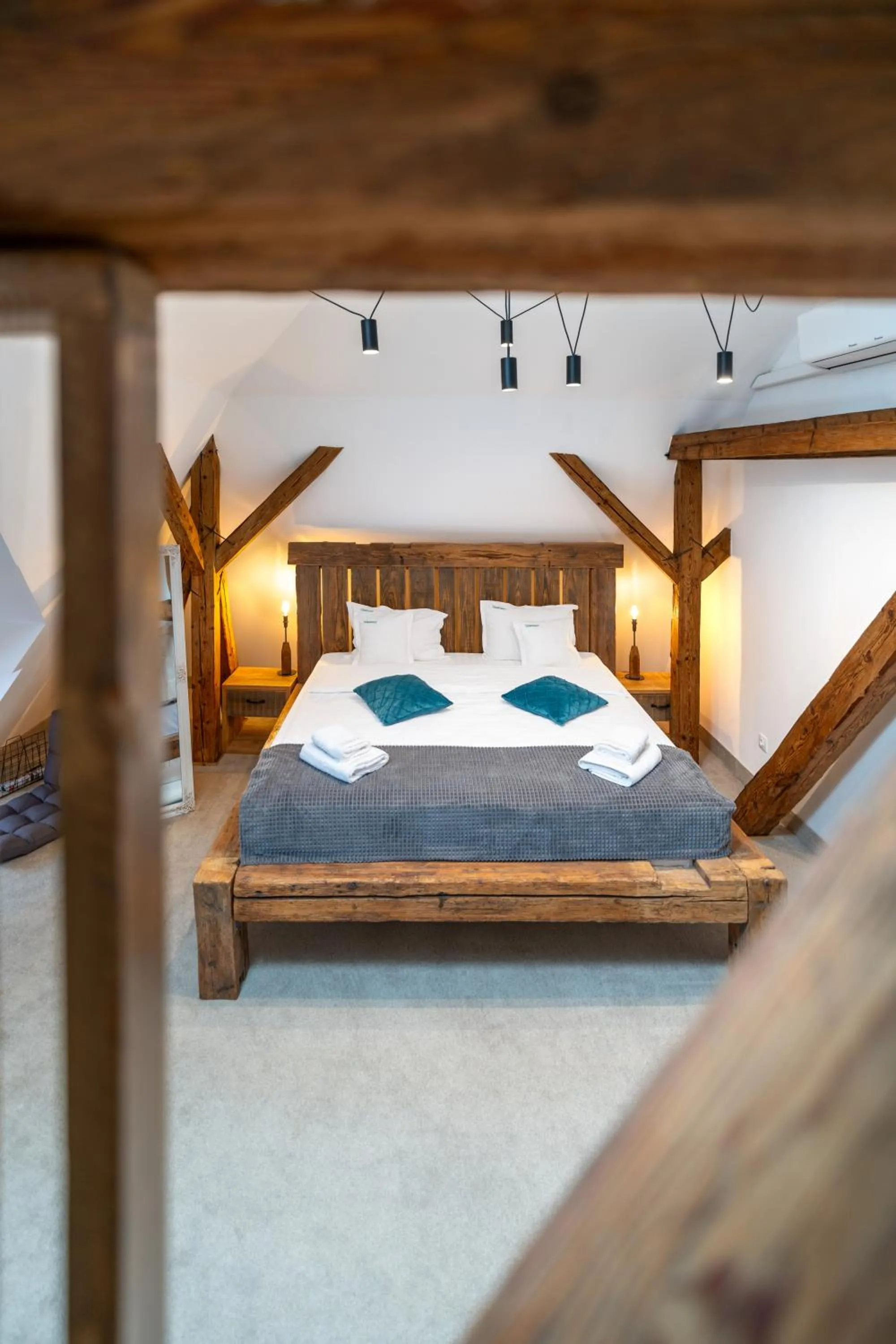 Bed in Wanderer Sighisoara