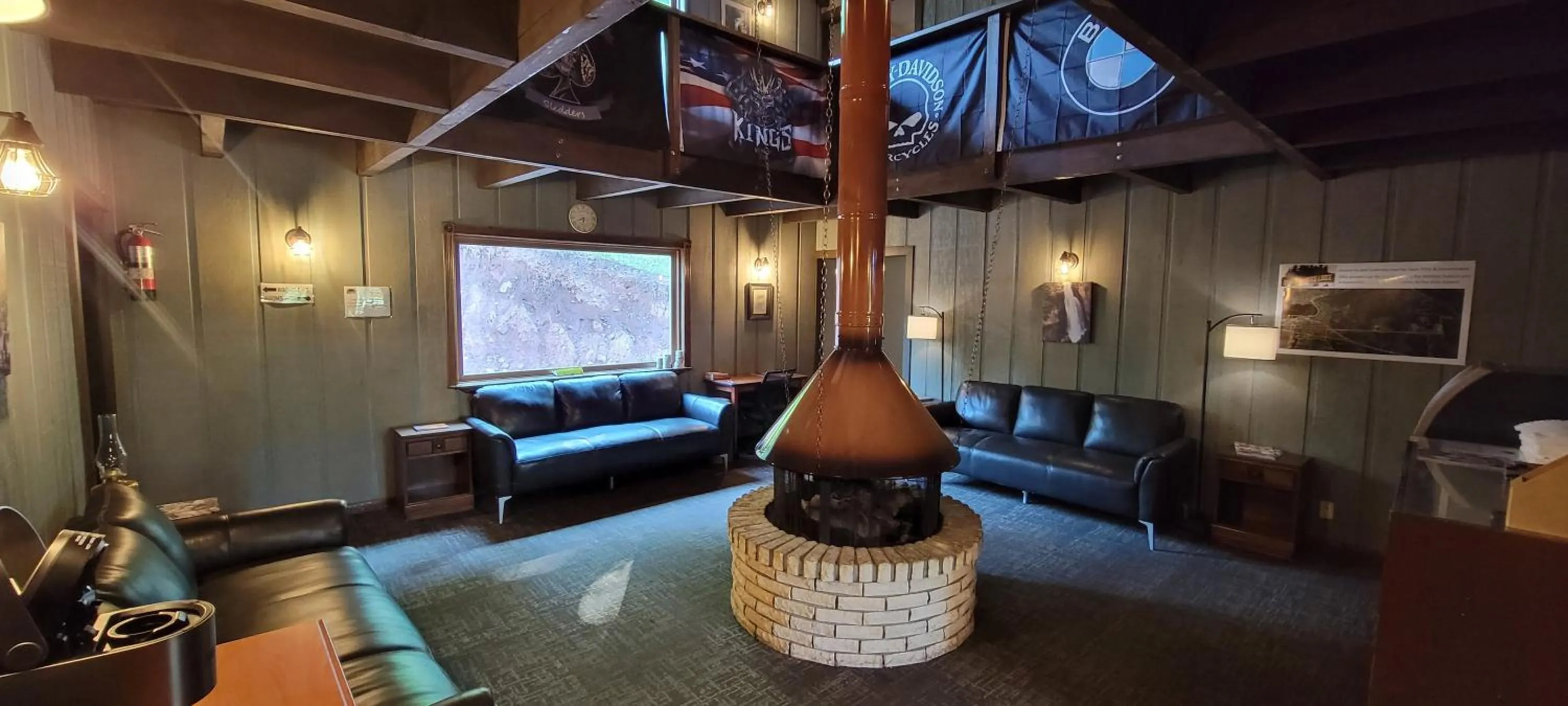 Seating area in Snow Chasers Lodge